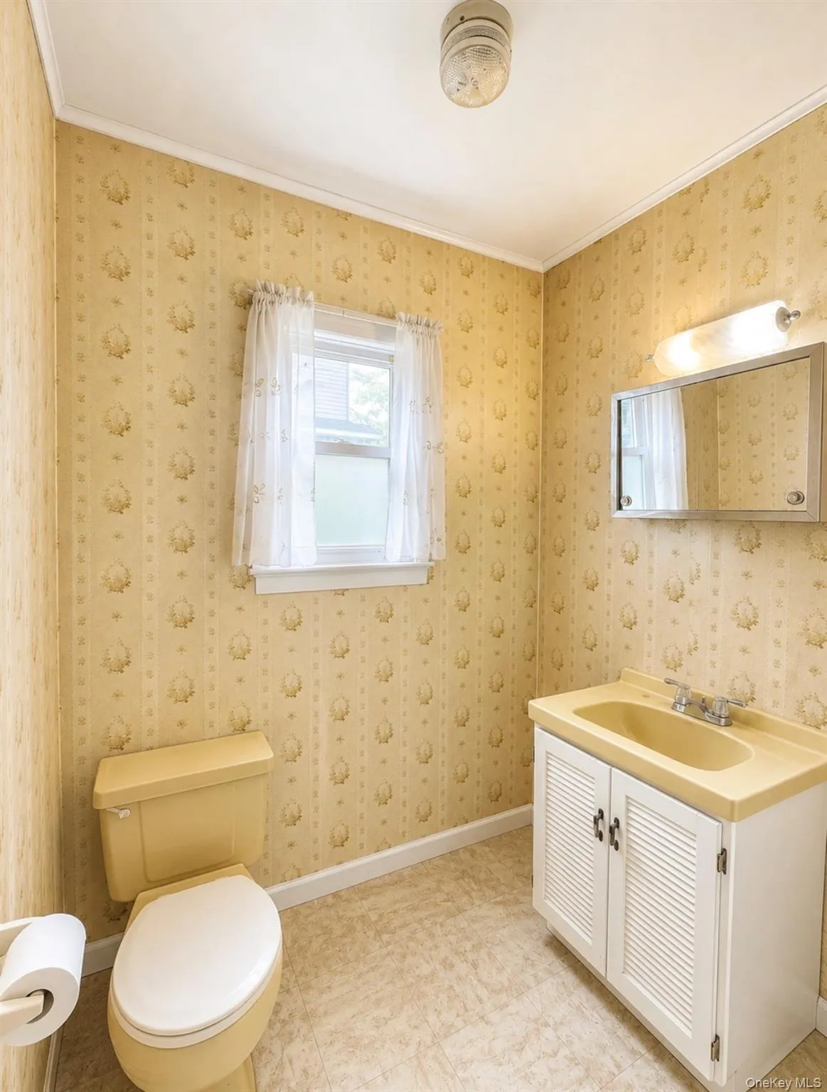 47 Saint Pauls Place, Mount Vernon, NY, 3 Bedrooms Bedrooms, 8 Rooms Rooms,1 BathroomBathrooms,Residential,For Rent,Saint Pauls,0,999469 47 Saint Pauls Place, Mount Vernon, NY, 3 Bedrooms Bedrooms, 8 Rooms Rooms,1 BathroomBathrooms,Residential,For Rent,Saint Pauls,0,999469