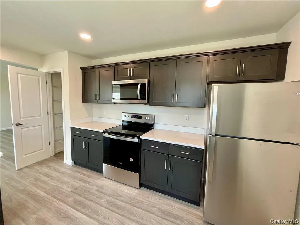 206 Golf Links Road, Middletown, NY, 2 Bedrooms Bedrooms, 6 Rooms Rooms,2 BathroomsBathrooms,Residential Lease,For Rent,Golf Links,0,999472 206 Golf Links Road, Middletown, NY, 2 Bedrooms Bedrooms, 6 Rooms Rooms,2 BathroomsBathrooms,Residential Lease,For Rent,Golf Links,0,999472