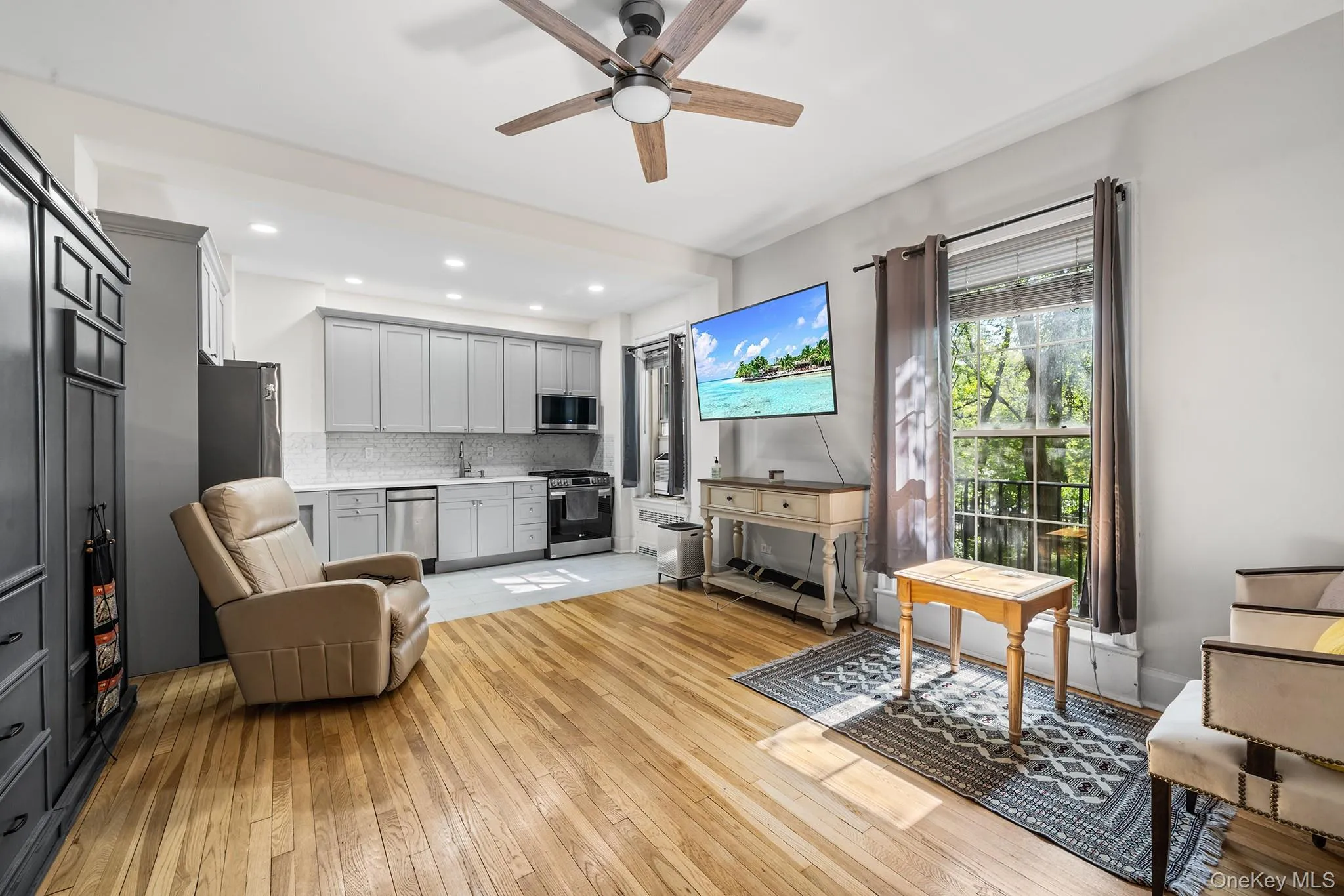 68-10 108th Street, New York, NY, 3 Rooms Rooms,1 BathroomBathrooms,Residential Sale,For Rent,108th,0,999480 68-10 108th Street, New York, NY, 3 Rooms Rooms,1 BathroomBathrooms,Residential Sale,For Rent,108th,0,999480