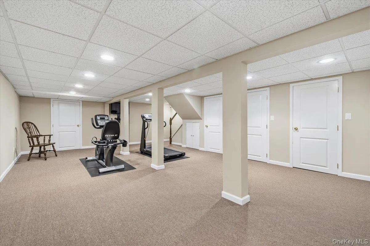 19 Fox Lane, Huntington, NY, 4 Bedrooms Bedrooms, 12 Rooms Rooms,2 BathroomsBathrooms,Residential,For Rent,Fox,0,999483 19 Fox Lane, Huntington, NY, 4 Bedrooms Bedrooms, 12 Rooms Rooms,2 BathroomsBathrooms,Residential,For Rent,Fox,0,999483