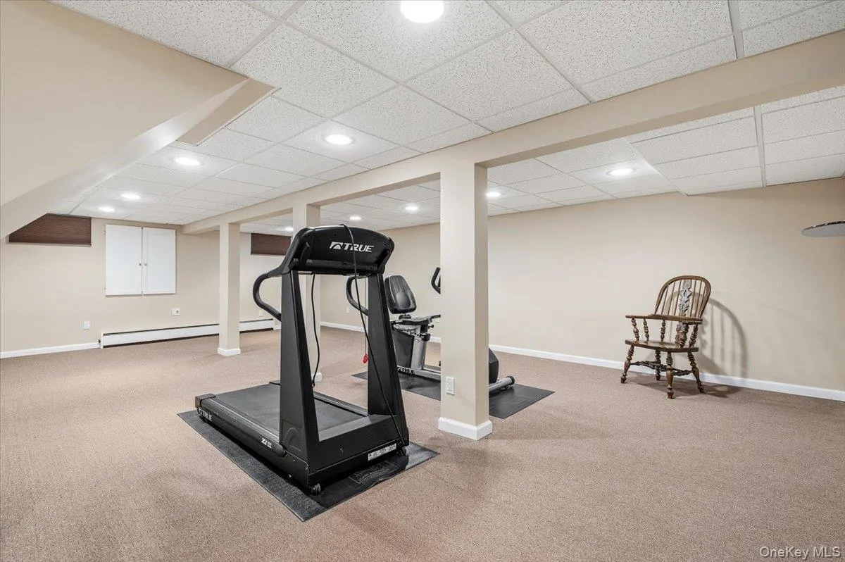 19 Fox Lane, Huntington, NY, 4 Bedrooms Bedrooms, 12 Rooms Rooms,2 BathroomsBathrooms,Residential,For Rent,Fox,0,999483 19 Fox Lane, Huntington, NY, 4 Bedrooms Bedrooms, 12 Rooms Rooms,2 BathroomsBathrooms,Residential,For Rent,Fox,0,999483