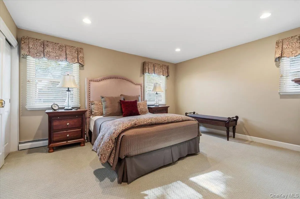 19 Fox Lane, Huntington, NY, 4 Bedrooms Bedrooms, 12 Rooms Rooms,2 BathroomsBathrooms,Residential,For Rent,Fox,0,999483 19 Fox Lane, Huntington, NY, 4 Bedrooms Bedrooms, 12 Rooms Rooms,2 BathroomsBathrooms,Residential,For Rent,Fox,0,999483
