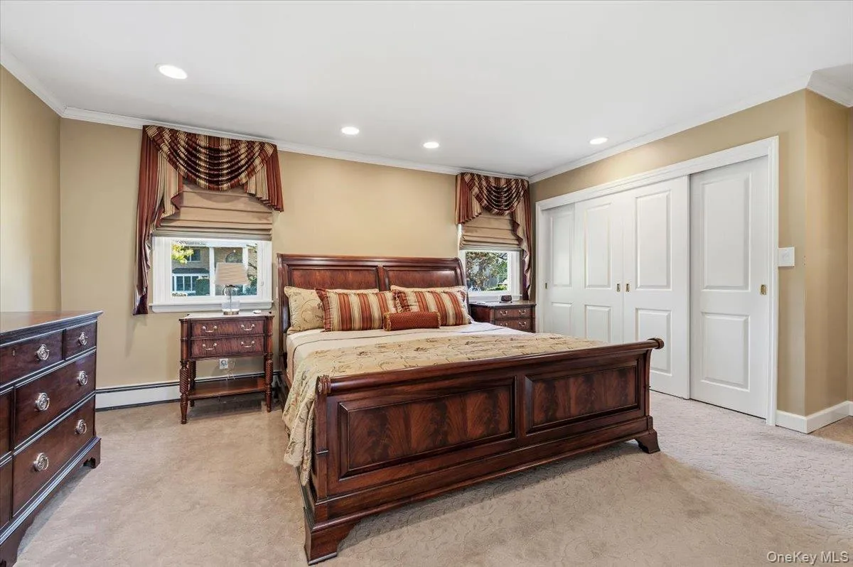 19 Fox Lane, Huntington, NY, 4 Bedrooms Bedrooms, 12 Rooms Rooms,2 BathroomsBathrooms,Residential,For Rent,Fox,0,999483 19 Fox Lane, Huntington, NY, 4 Bedrooms Bedrooms, 12 Rooms Rooms,2 BathroomsBathrooms,Residential,For Rent,Fox,0,999483
