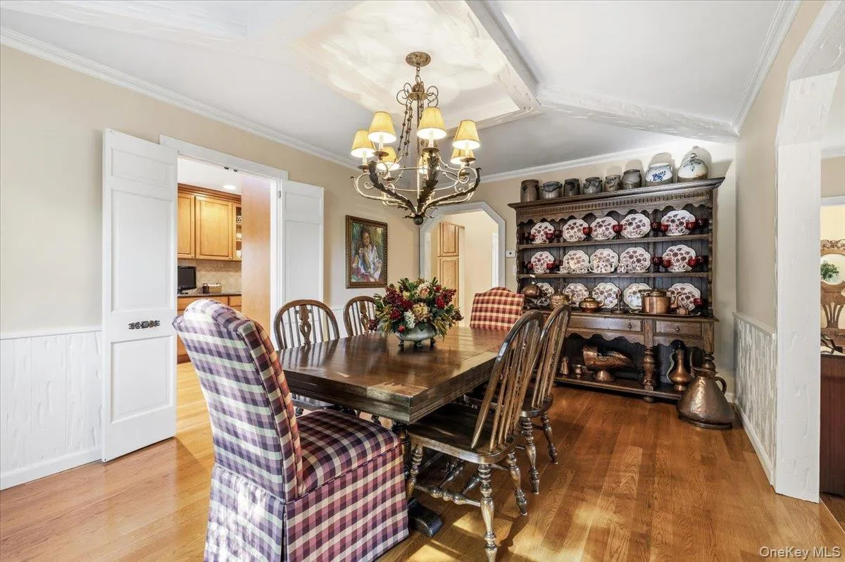 19 Fox Lane, Huntington, NY, 4 Bedrooms Bedrooms, 12 Rooms Rooms,2 BathroomsBathrooms,Residential,For Rent,Fox,0,999483 19 Fox Lane, Huntington, NY, 4 Bedrooms Bedrooms, 12 Rooms Rooms,2 BathroomsBathrooms,Residential,For Rent,Fox,0,999483