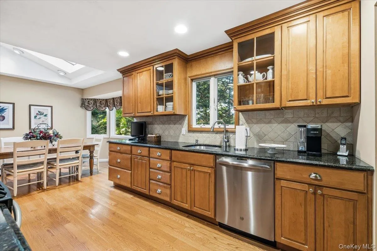 19 Fox Lane, Huntington, NY, 4 Bedrooms Bedrooms, 12 Rooms Rooms,2 BathroomsBathrooms,Residential,For Rent,Fox,0,999483 19 Fox Lane, Huntington, NY, 4 Bedrooms Bedrooms, 12 Rooms Rooms,2 BathroomsBathrooms,Residential,For Rent,Fox,0,999483
