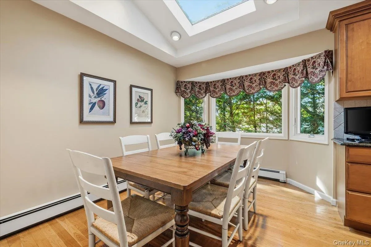 19 Fox Lane, Huntington, NY, 4 Bedrooms Bedrooms, 12 Rooms Rooms,2 BathroomsBathrooms,Residential,For Rent,Fox,0,999483 19 Fox Lane, Huntington, NY, 4 Bedrooms Bedrooms, 12 Rooms Rooms,2 BathroomsBathrooms,Residential,For Rent,Fox,0,999483