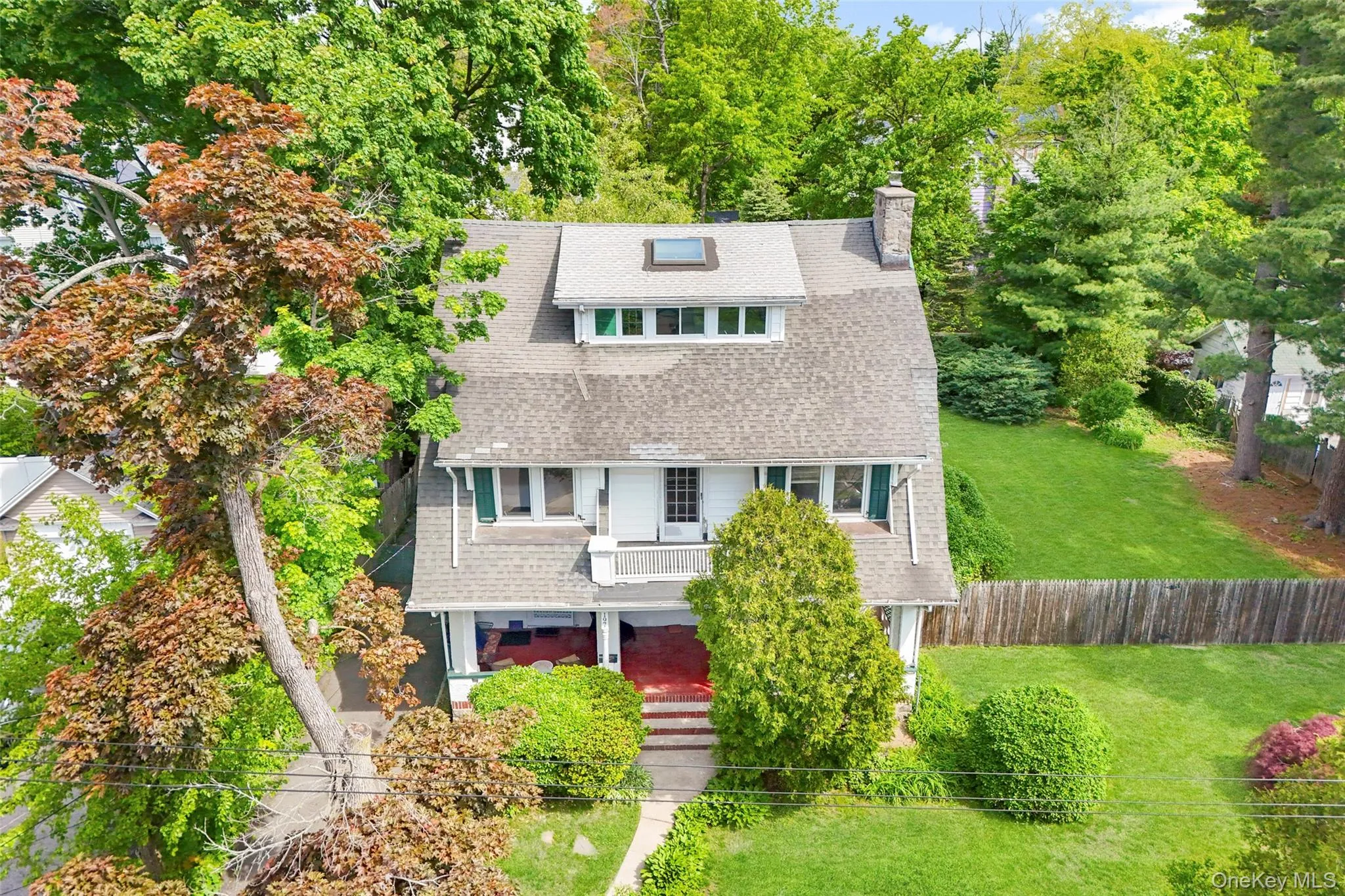 197 Coligni Avenue, New Rochelle, NY, 4 Bedrooms Bedrooms, 8 Rooms Rooms,2 BathroomsBathrooms,Residential,For Rent,Coligni,0,999492 197 Coligni Avenue, New Rochelle, NY, 4 Bedrooms Bedrooms, 8 Rooms Rooms,2 BathroomsBathrooms,Residential,For Rent,Coligni,0,999492