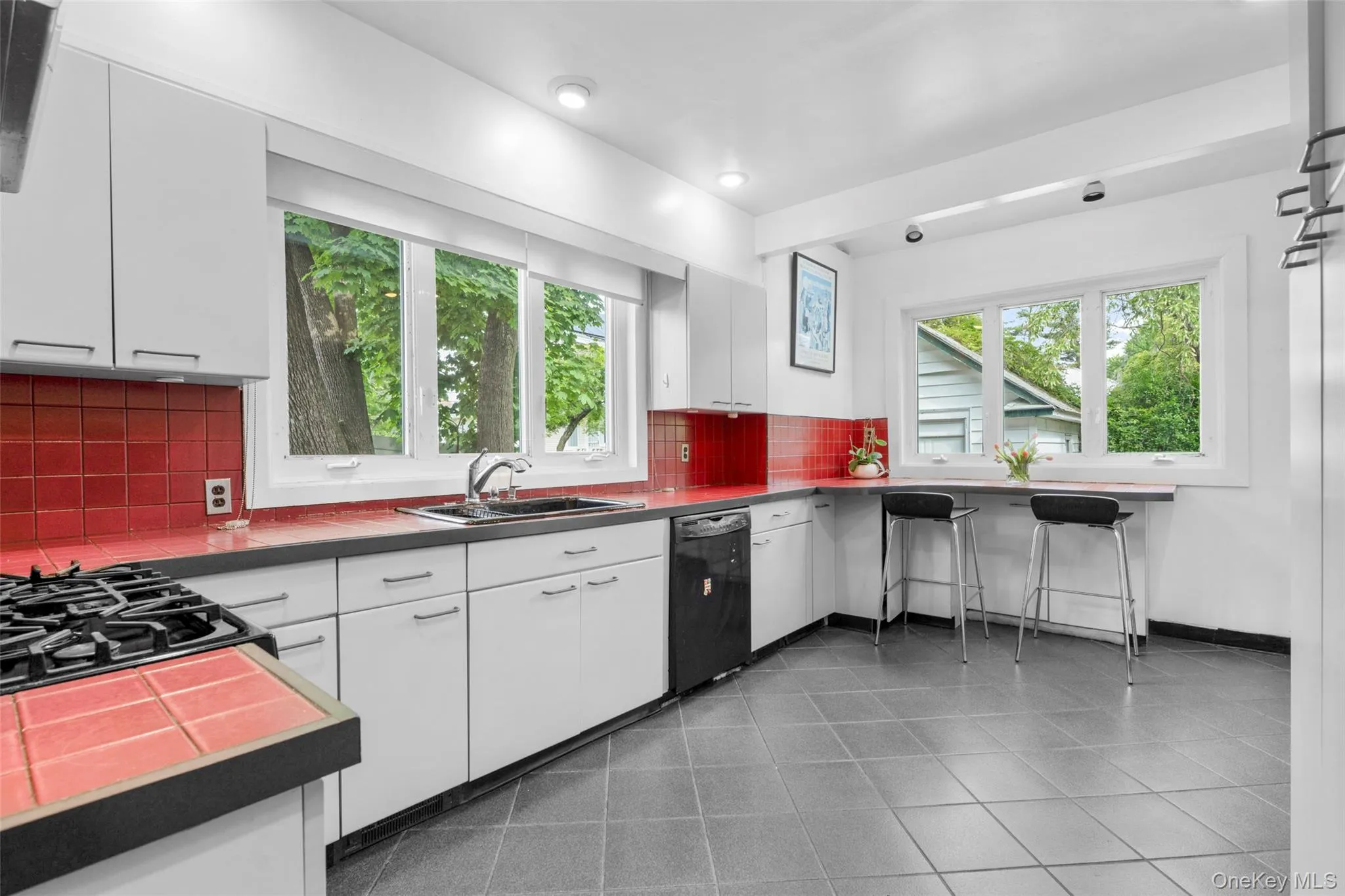 197 Coligni Avenue, New Rochelle, NY, 4 Bedrooms Bedrooms, 8 Rooms Rooms,2 BathroomsBathrooms,Residential,For Rent,Coligni,0,999492 197 Coligni Avenue, New Rochelle, NY, 4 Bedrooms Bedrooms, 8 Rooms Rooms,2 BathroomsBathrooms,Residential,For Rent,Coligni,0,999492