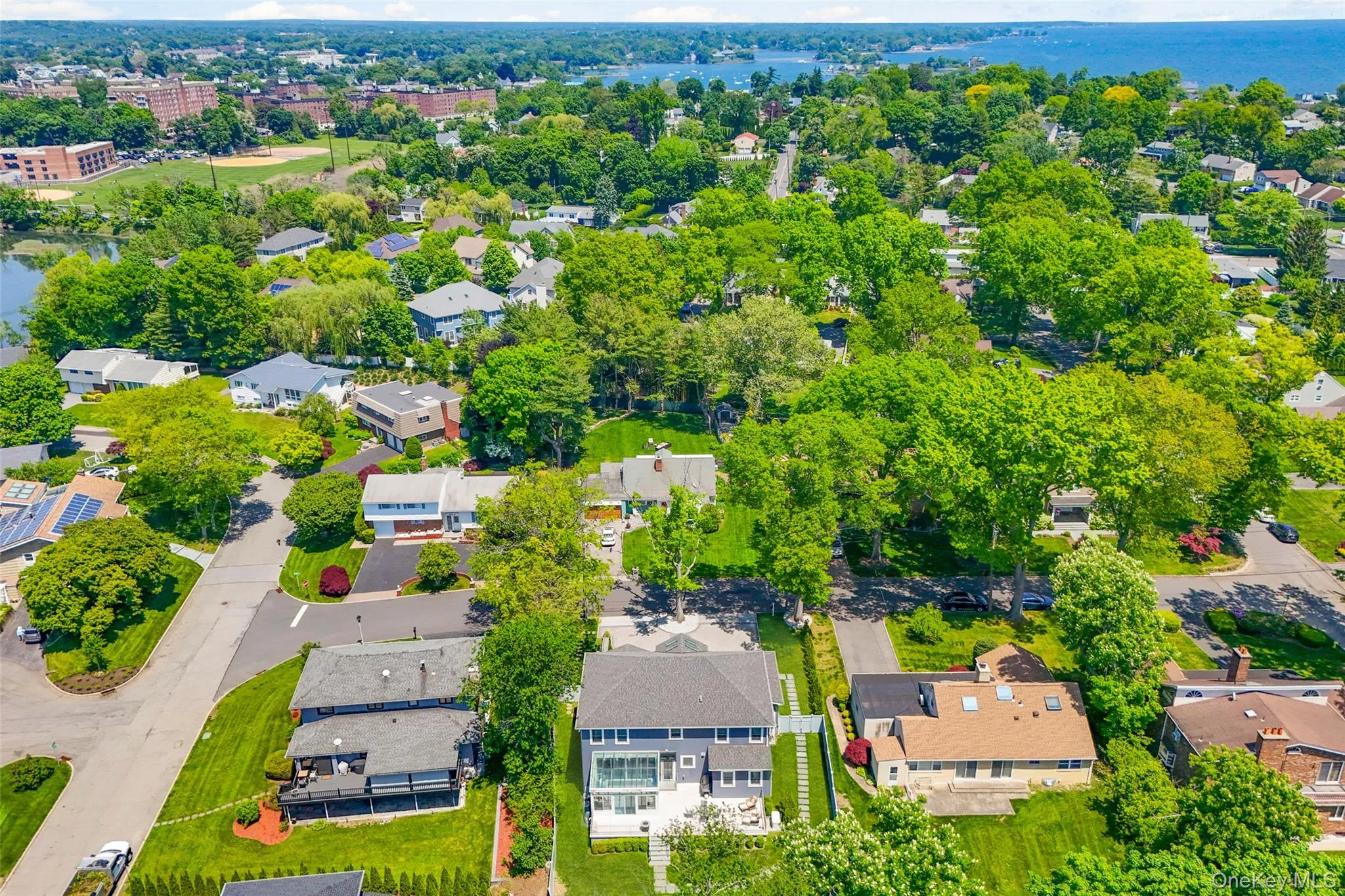 17 Clover Place, New Rochelle, NY, 4 Bedrooms Bedrooms, 9 Rooms Rooms,3 BathroomsBathrooms,Residential,For Rent,Clover,0,999494 17 Clover Place, New Rochelle, NY, 4 Bedrooms Bedrooms, 9 Rooms Rooms,3 BathroomsBathrooms,Residential,For Rent,Clover,0,999494