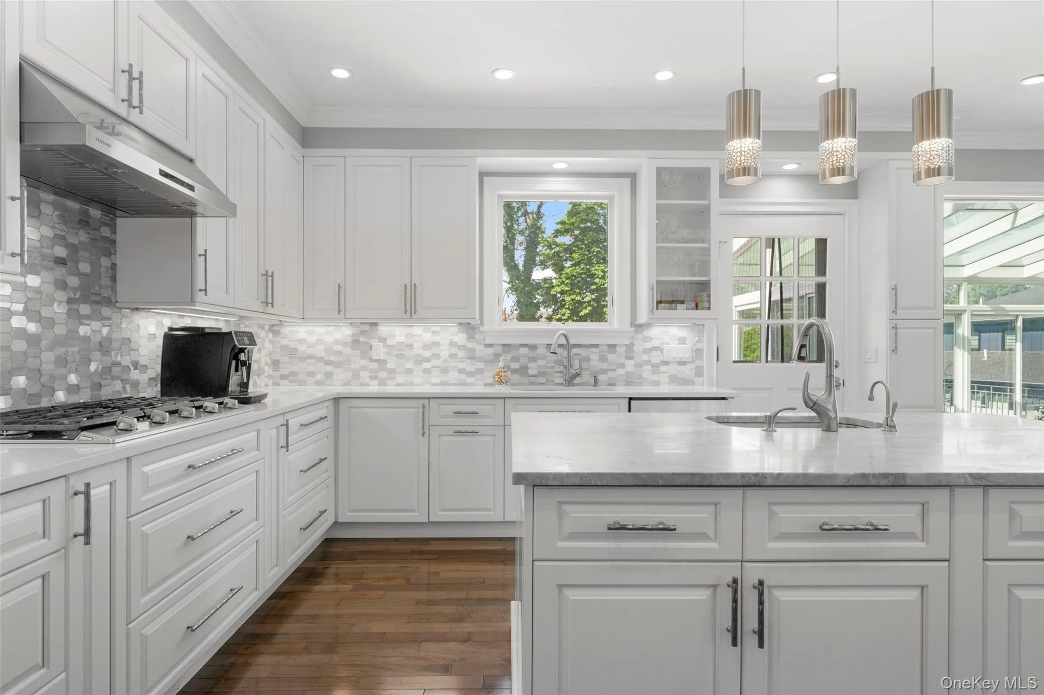 17 Clover Place, New Rochelle, NY, 4 Bedrooms Bedrooms, 9 Rooms Rooms,3 BathroomsBathrooms,Residential,For Rent,Clover,0,999494 17 Clover Place, New Rochelle, NY, 4 Bedrooms Bedrooms, 9 Rooms Rooms,3 BathroomsBathrooms,Residential,For Rent,Clover,0,999494