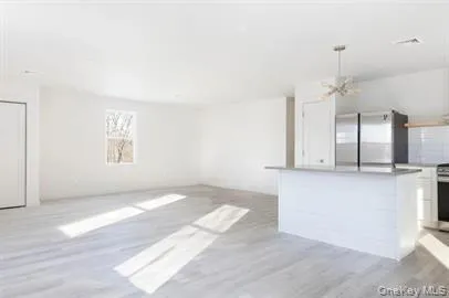 23 HIGHLAND Avenue, Rochester, NY, 2 Bedrooms Bedrooms, 7 Rooms Rooms,1 BathroomBathrooms,Residential Lease,For Rent,HIGHLAND,0,999504 23 HIGHLAND Avenue, Rochester, NY, 2 Bedrooms Bedrooms, 7 Rooms Rooms,1 BathroomBathrooms,Residential Lease,For Rent,HIGHLAND,0,999504