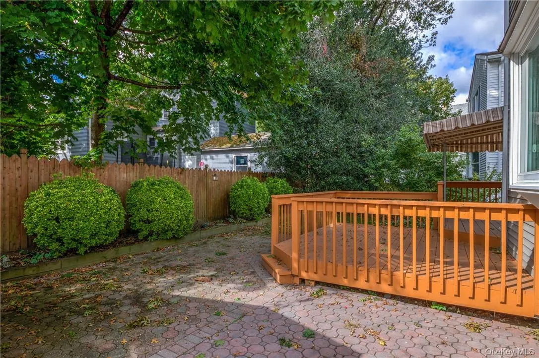 8 Davenport Street, Harrison, NY, 4 Bedrooms Bedrooms, 10 Rooms Rooms,3 BathroomsBathrooms,Residential Lease,For Rent,Davenport,0,999507 8 Davenport Street, Harrison, NY, 4 Bedrooms Bedrooms, 10 Rooms Rooms,3 BathroomsBathrooms,Residential Lease,For Rent,Davenport,0,999507