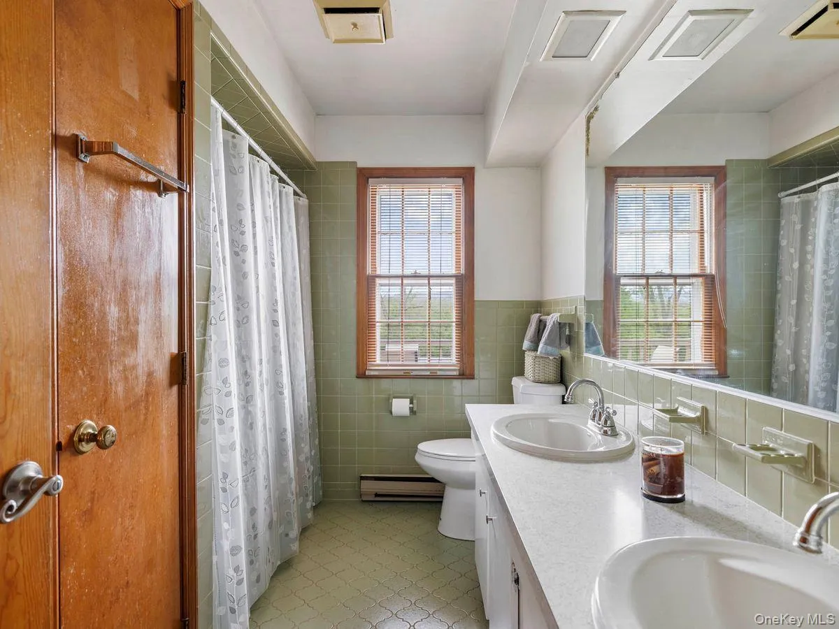 231 State Route 208, New Paltz, NY, 3 Bedrooms Bedrooms, 8 Rooms Rooms,2 BathroomsBathrooms,Residential,For Rent,State Route 208,0,999514 231 State Route 208, New Paltz, NY, 3 Bedrooms Bedrooms, 8 Rooms Rooms,2 BathroomsBathrooms,Residential,For Rent,State Route 208,0,999514