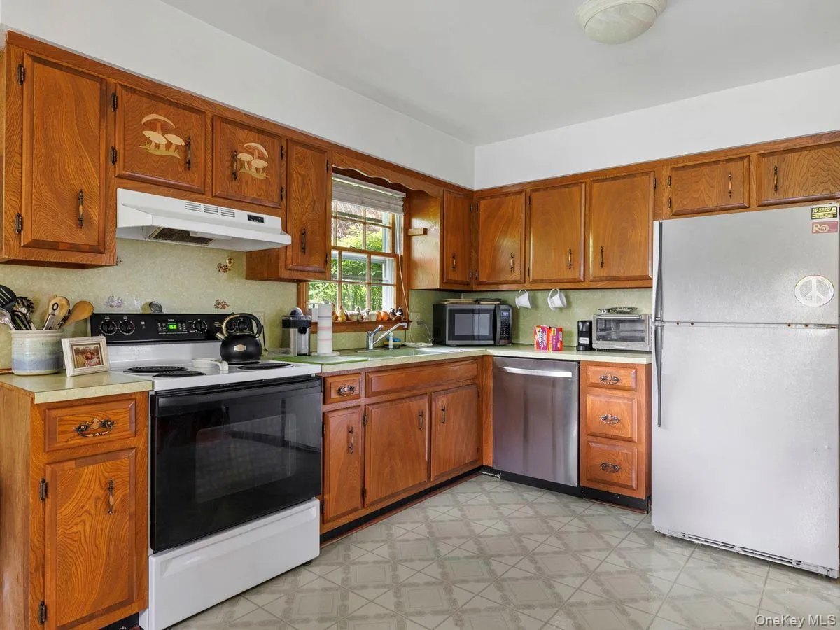 231 State Route 208, New Paltz, NY, 3 Bedrooms Bedrooms, 8 Rooms Rooms,2 BathroomsBathrooms,Residential,For Rent,State Route 208,0,999514 231 State Route 208, New Paltz, NY, 3 Bedrooms Bedrooms, 8 Rooms Rooms,2 BathroomsBathrooms,Residential,For Rent,State Route 208,0,999514