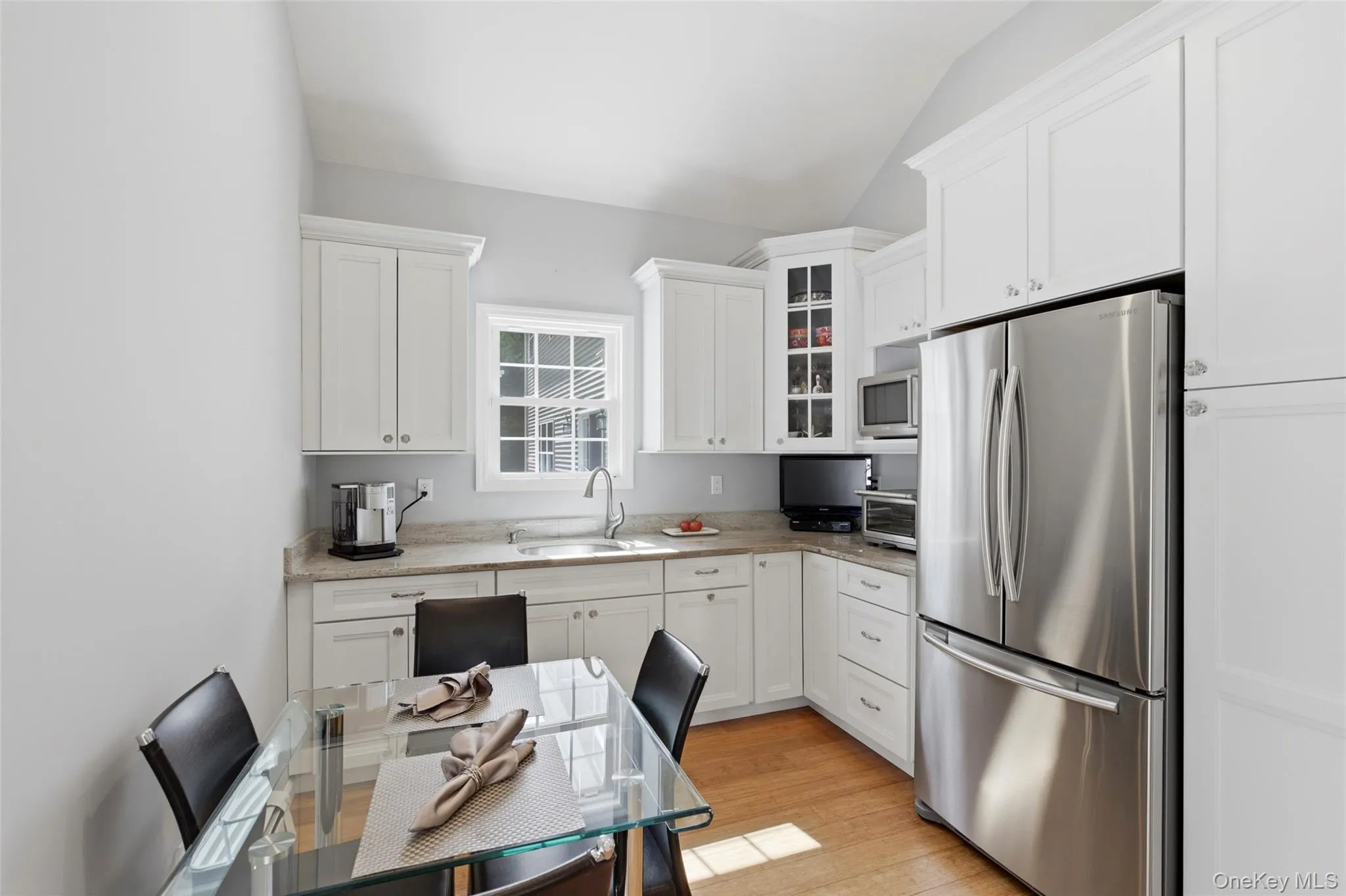10 Cayla Lane, Brookhaven, NY, 5 Bedrooms Bedrooms, 11 Rooms Rooms,3 BathroomsBathrooms,Residential,For Rent,Cayla,0,999516 10 Cayla Lane, Brookhaven, NY, 5 Bedrooms Bedrooms, 11 Rooms Rooms,3 BathroomsBathrooms,Residential,For Rent,Cayla,0,999516
