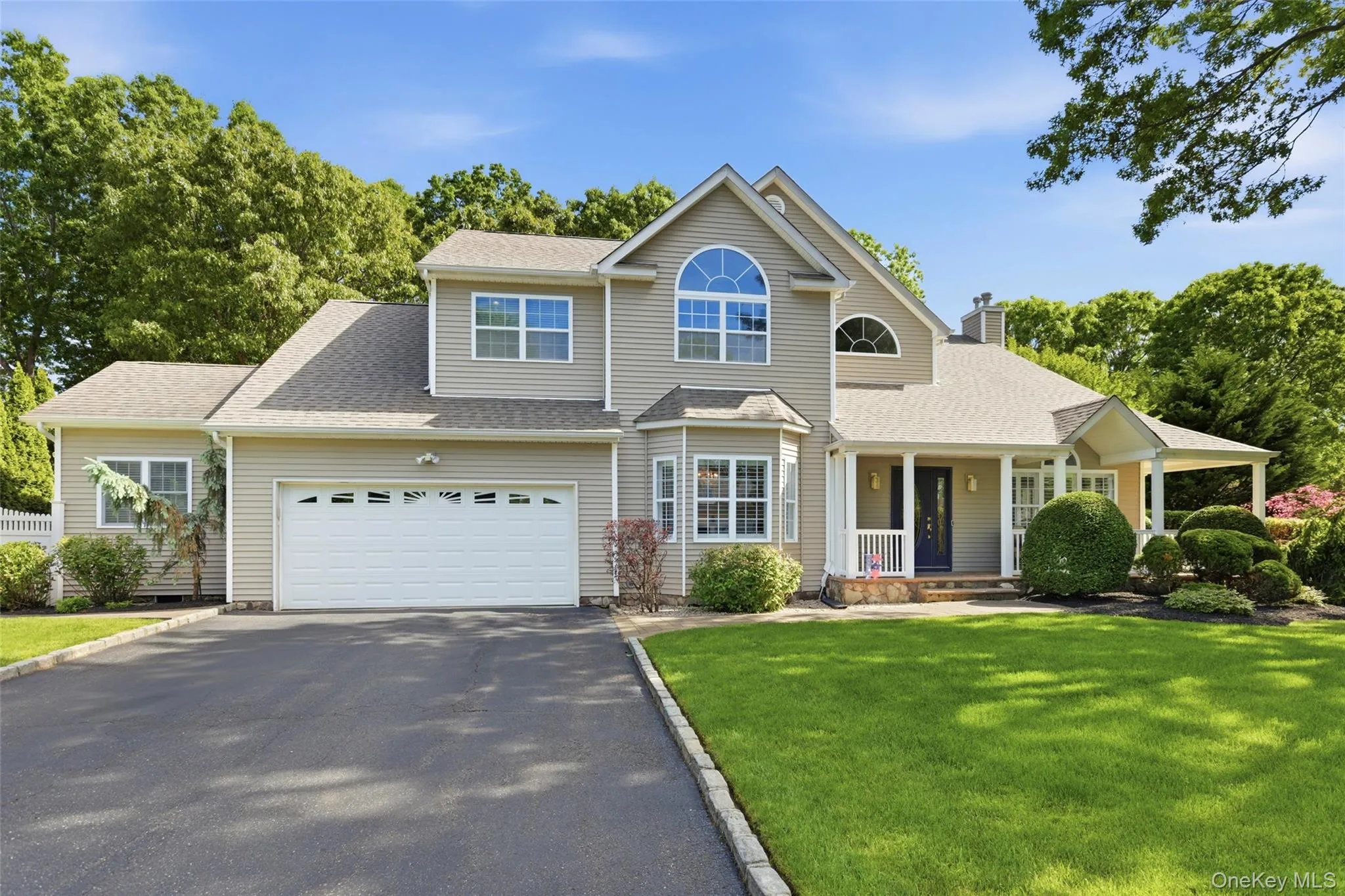 10 Cayla Lane, Brookhaven, NY, 5 Bedrooms Bedrooms, 11 Rooms Rooms,3 BathroomsBathrooms,Residential,For Rent,Cayla,0,999516 10 Cayla Lane, Brookhaven, NY, 5 Bedrooms Bedrooms, 11 Rooms Rooms,3 BathroomsBathrooms,Residential,For Rent,Cayla,0,999516