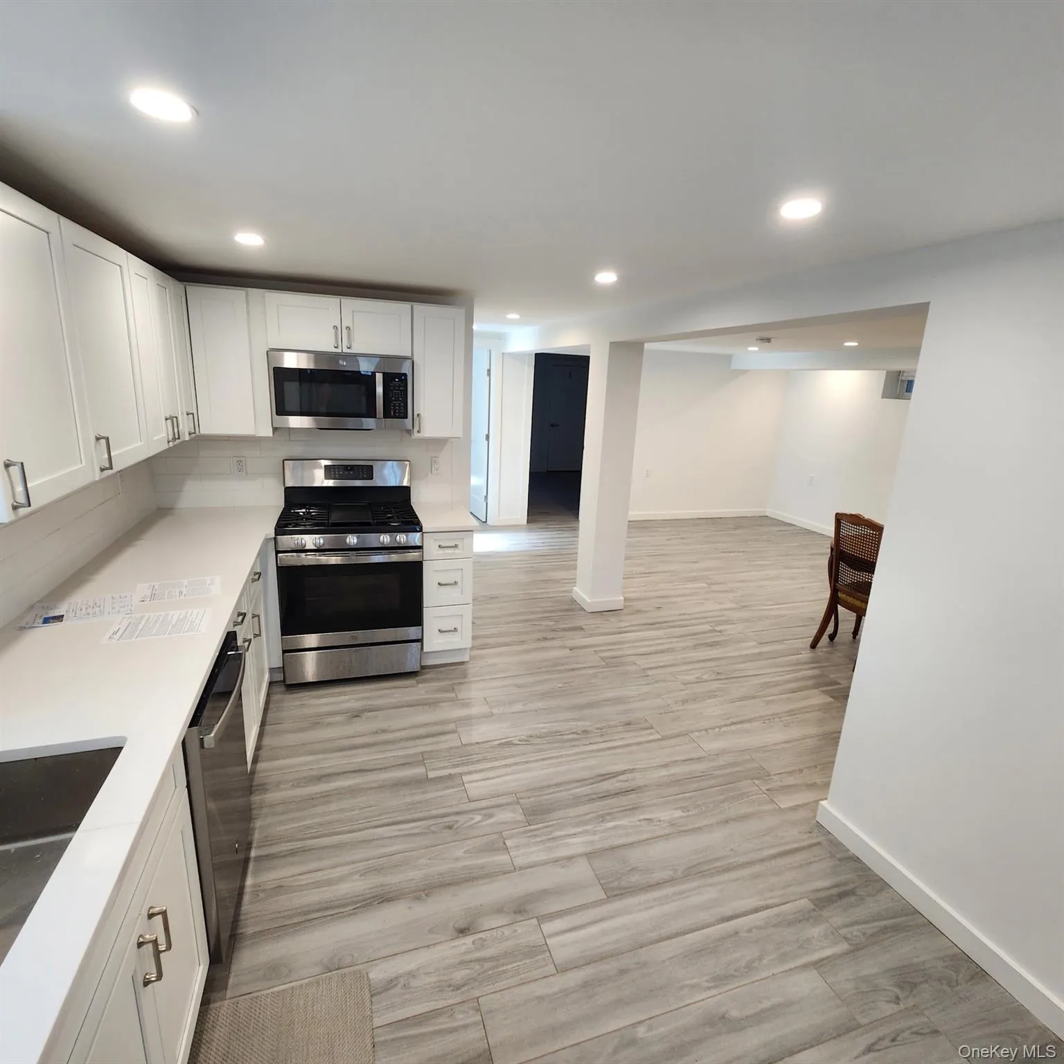 226 Pine Street, Long Beach, NY, 2 Bedrooms Bedrooms, 5 Rooms Rooms,1 BathroomBathrooms,Residential Lease,For Rent,Pine,0,999517 226 Pine Street, Long Beach, NY, 2 Bedrooms Bedrooms, 5 Rooms Rooms,1 BathroomBathrooms,Residential Lease,For Rent,Pine,0,999517