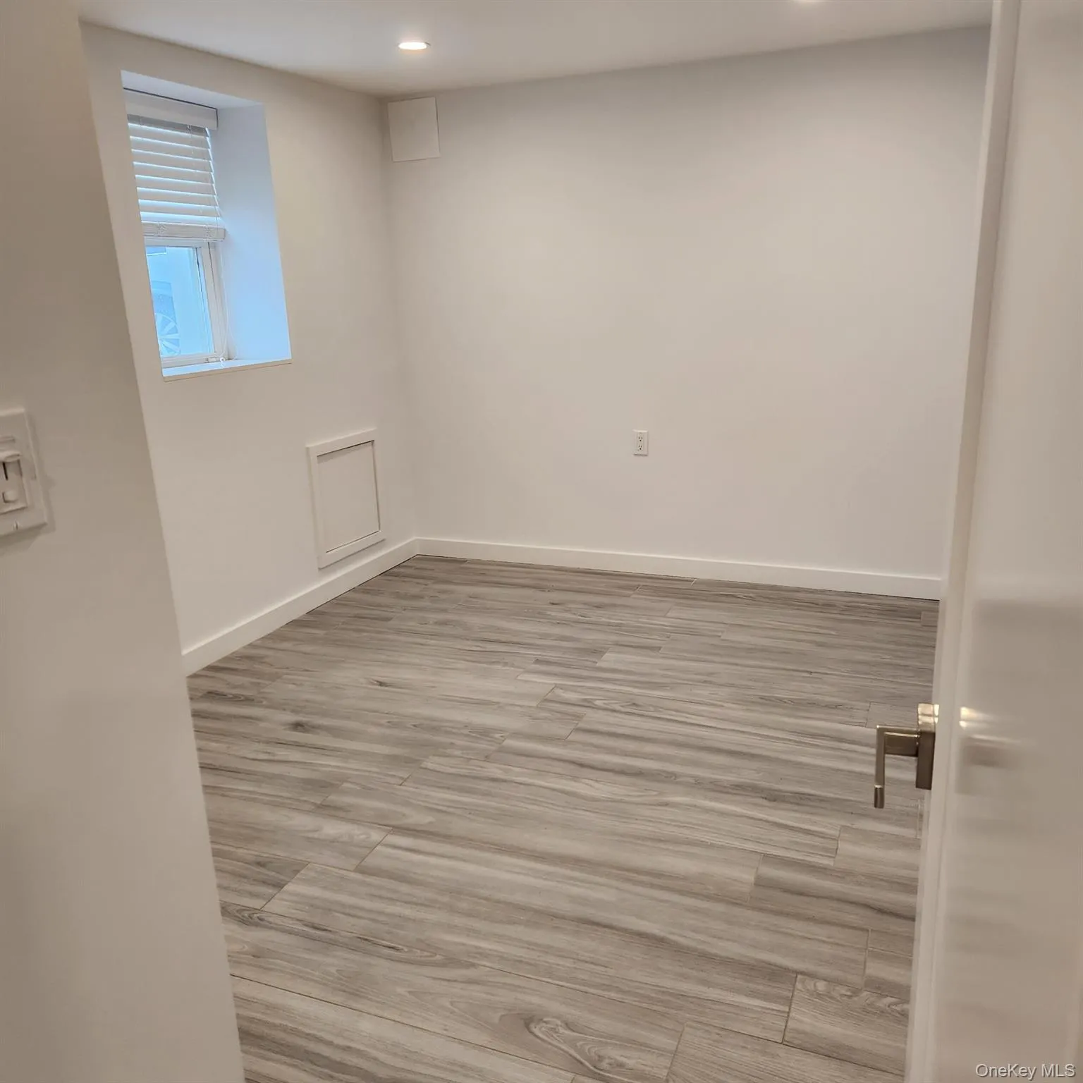 226 Pine Street, Long Beach, NY, 2 Bedrooms Bedrooms, 5 Rooms Rooms,1 BathroomBathrooms,Residential Lease,For Rent,Pine,0,999517 226 Pine Street, Long Beach, NY, 2 Bedrooms Bedrooms, 5 Rooms Rooms,1 BathroomBathrooms,Residential Lease,For Rent,Pine,0,999517