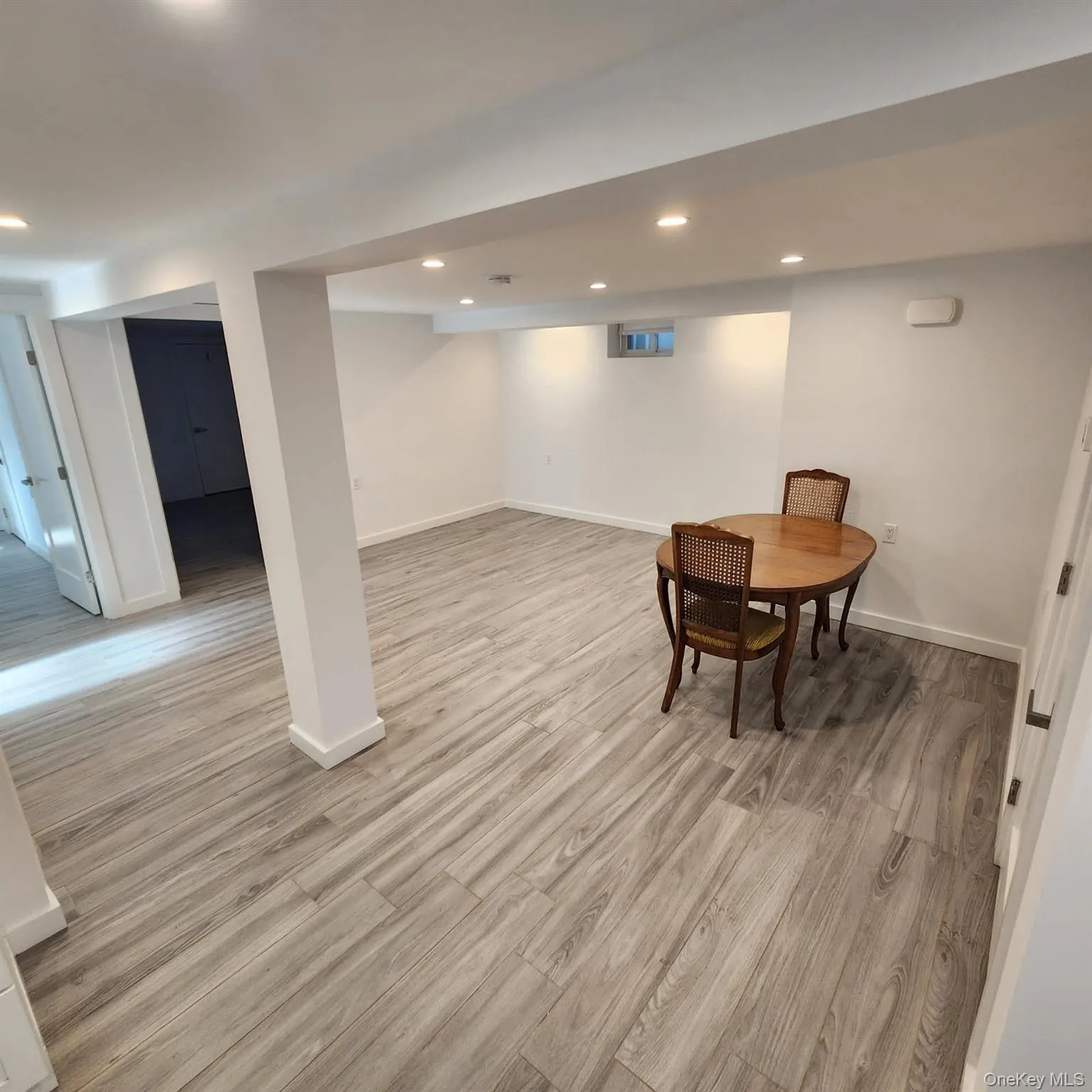 226 Pine Street, Long Beach, NY, 2 Bedrooms Bedrooms, 5 Rooms Rooms,1 BathroomBathrooms,Residential Lease,For Rent,Pine,0,999517 226 Pine Street, Long Beach, NY, 2 Bedrooms Bedrooms, 5 Rooms Rooms,1 BathroomBathrooms,Residential Lease,For Rent,Pine,0,999517