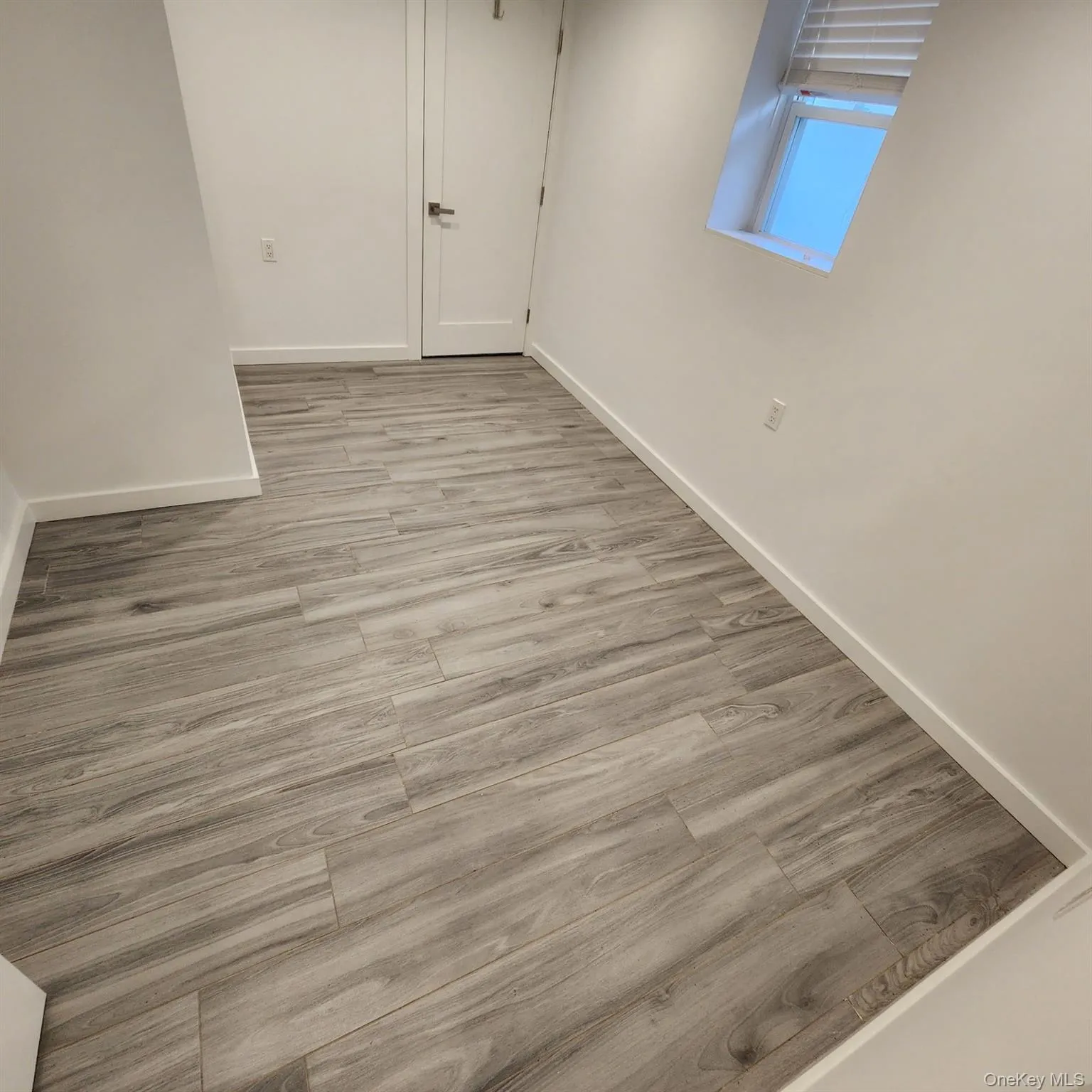 226 Pine Street, Long Beach, NY, 2 Bedrooms Bedrooms, 5 Rooms Rooms,1 BathroomBathrooms,Residential Lease,For Rent,Pine,0,999517 226 Pine Street, Long Beach, NY, 2 Bedrooms Bedrooms, 5 Rooms Rooms,1 BathroomBathrooms,Residential Lease,For Rent,Pine,0,999517