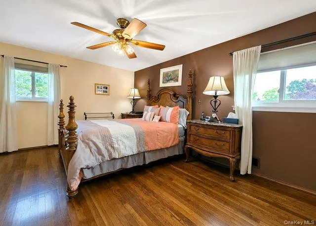 15 6th Avenue, Oyster Bay, NY, 3 Bedrooms Bedrooms, 8 Rooms Rooms,1 BathroomBathrooms,Residential,For Rent,6th,0,KEY999523 15 6th Avenue, Oyster Bay, NY, 3 Bedrooms Bedrooms, 8 Rooms Rooms,1 BathroomBathrooms,Residential,For Rent,6th,0,KEY999523