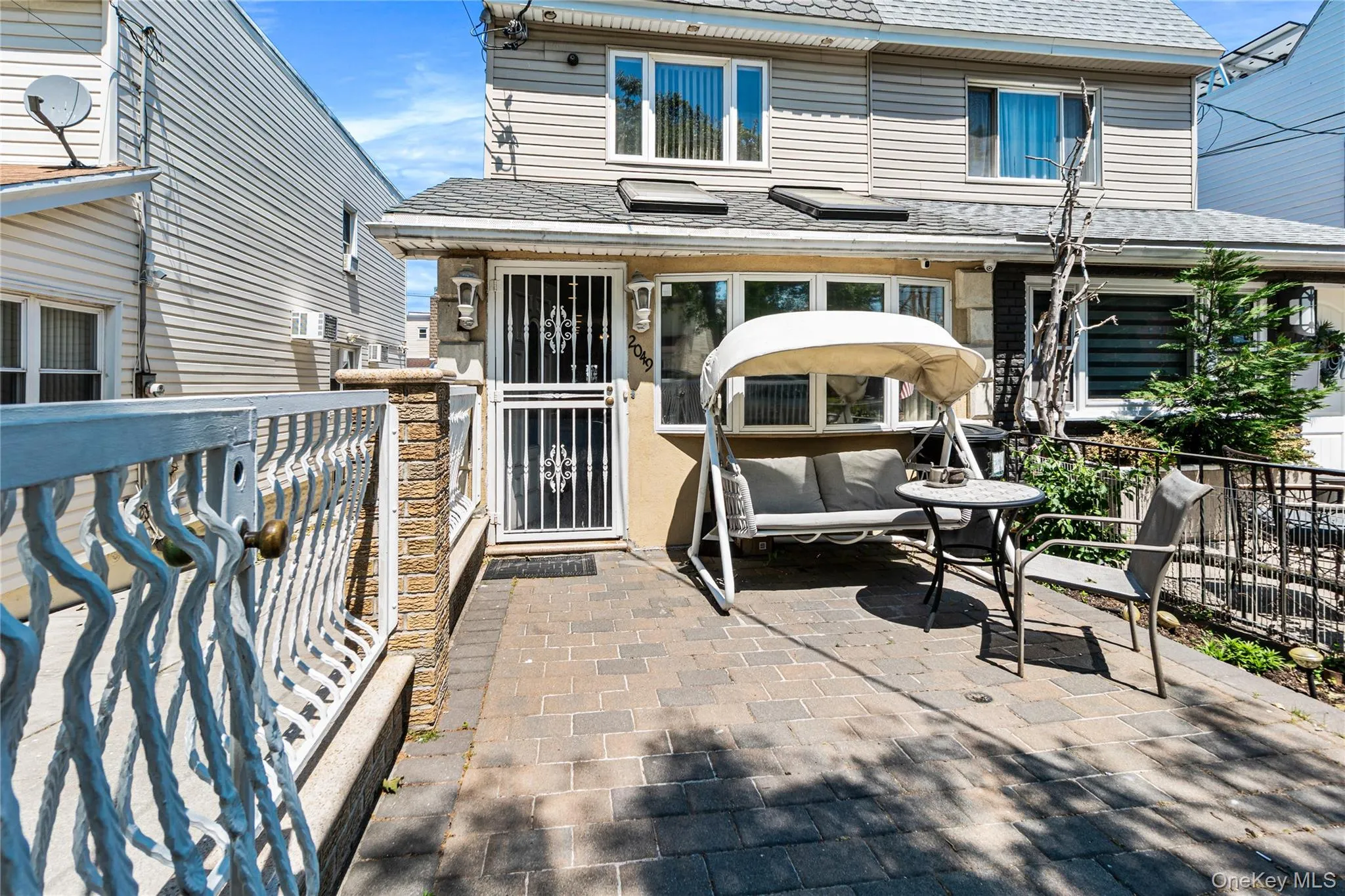 2049 71st Street, New York, NY, 2 Bedrooms Bedrooms, 4 Rooms Rooms,1 BathroomBathrooms,Residential,For Rent,71st,0,999524 2049 71st Street, New York, NY, 2 Bedrooms Bedrooms, 4 Rooms Rooms,1 BathroomBathrooms,Residential,For Rent,71st,0,999524