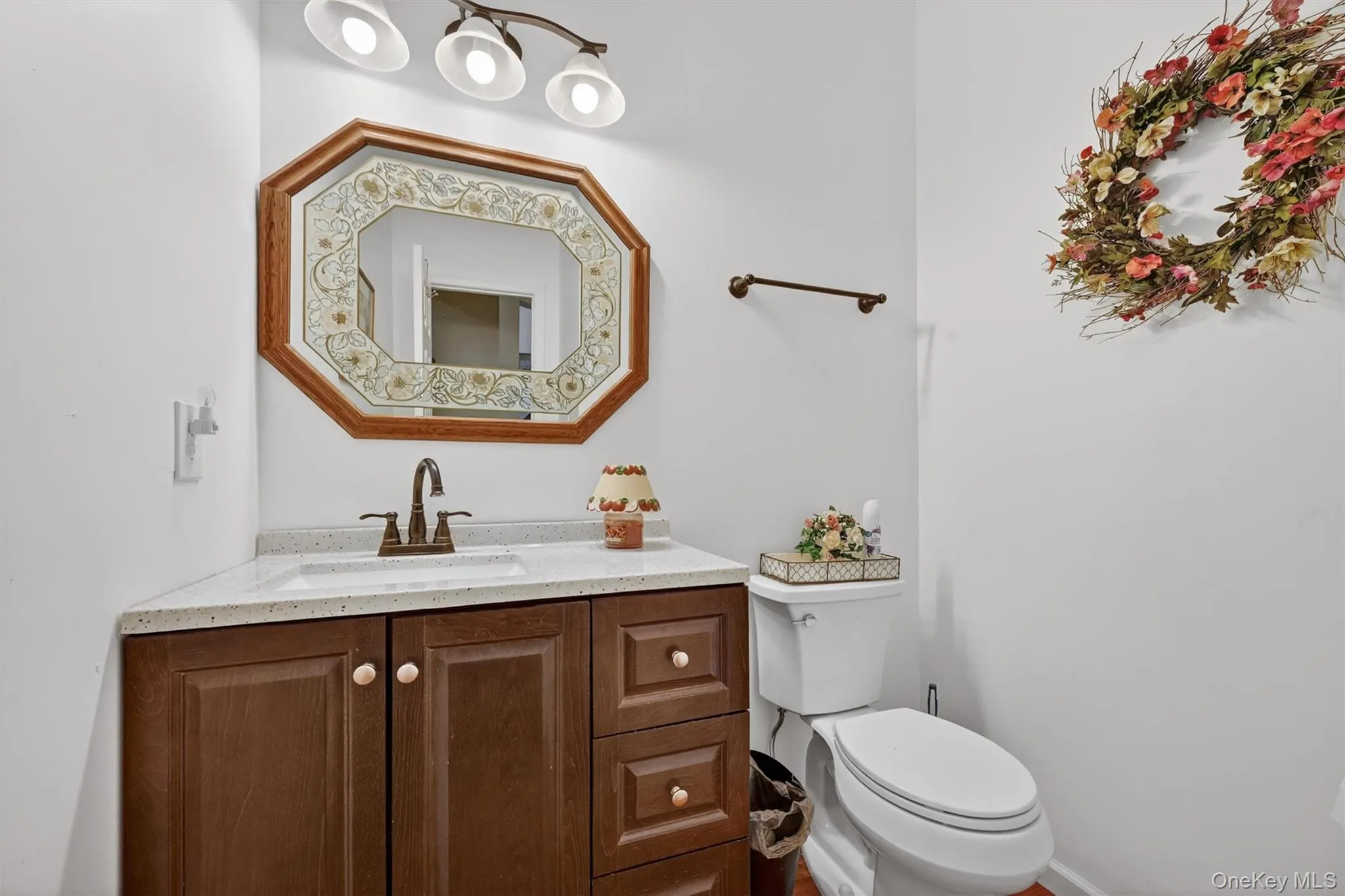5 Decker Drive, Middletown, NY, 3 Bedrooms Bedrooms, 7 Rooms Rooms,2 BathroomsBathrooms,Residential Sale,For Rent,Decker,0,999526 5 Decker Drive, Middletown, NY, 3 Bedrooms Bedrooms, 7 Rooms Rooms,2 BathroomsBathrooms,Residential Sale,For Rent,Decker,0,999526