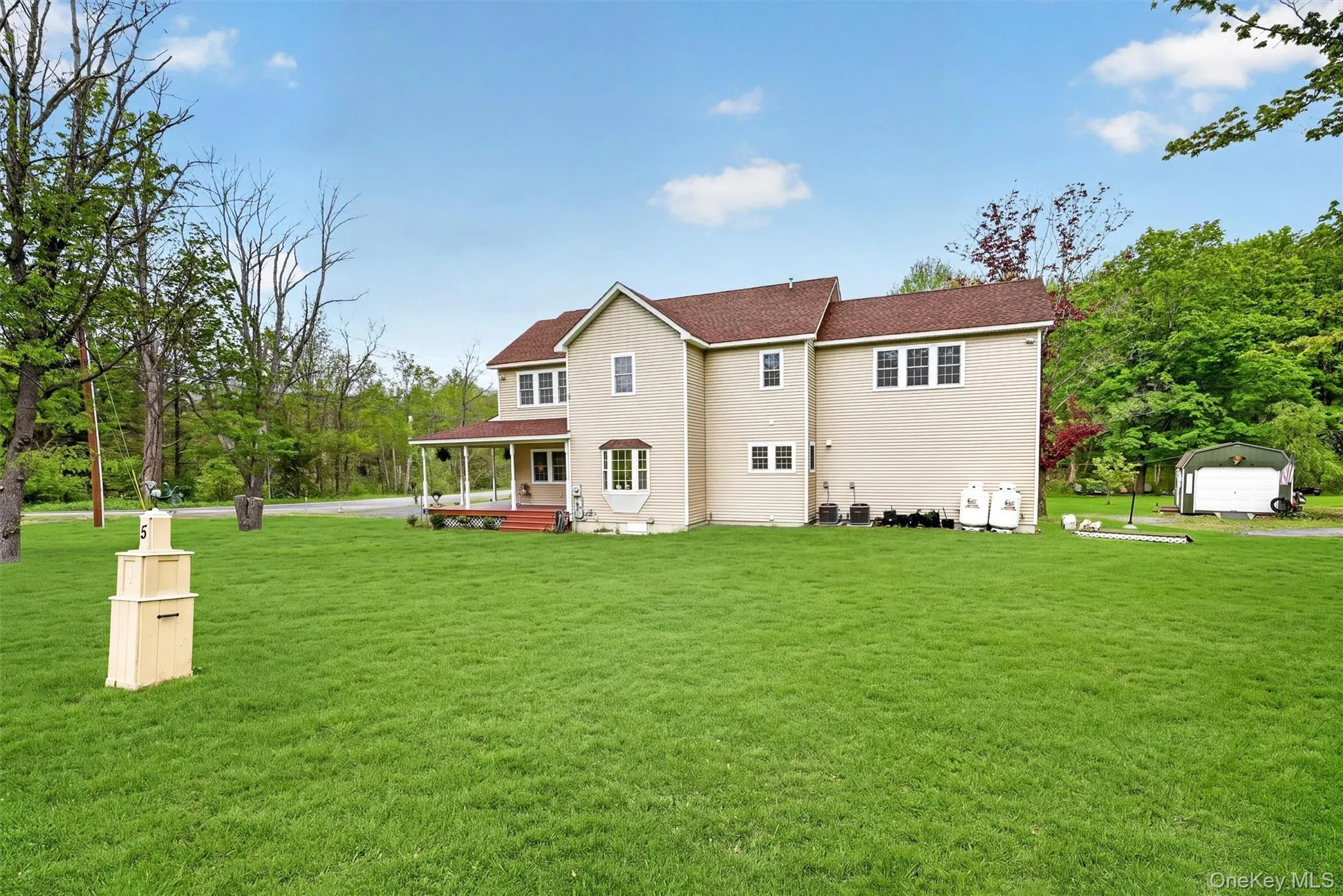 5 Decker Drive, Middletown, NY, 3 Bedrooms Bedrooms, 7 Rooms Rooms,2 BathroomsBathrooms,Residential Sale,For Rent,Decker,0,999526 5 Decker Drive, Middletown, NY, 3 Bedrooms Bedrooms, 7 Rooms Rooms,2 BathroomsBathrooms,Residential Sale,For Rent,Decker,0,999526