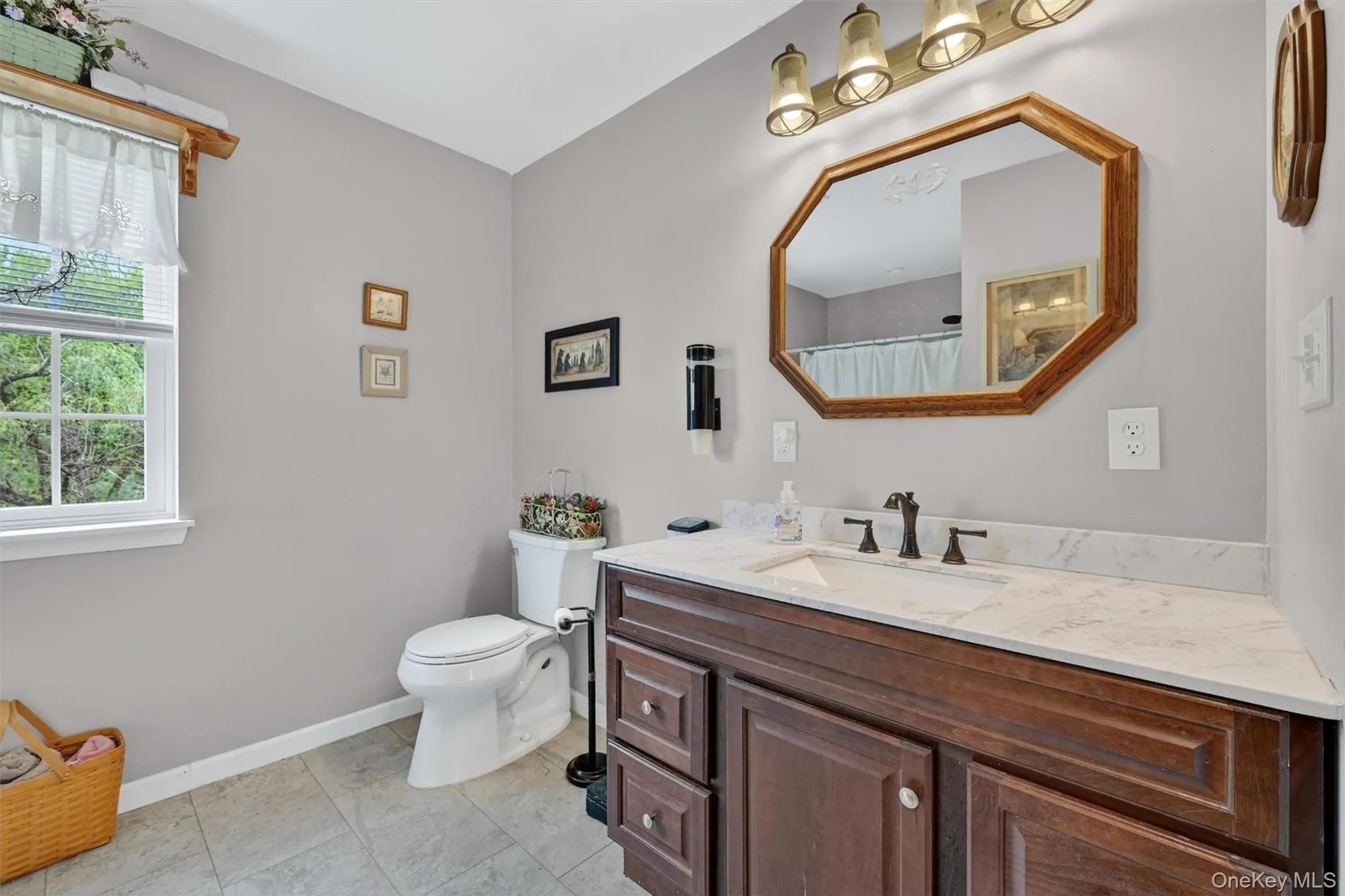5 Decker Drive, Middletown, NY, 3 Bedrooms Bedrooms, 7 Rooms Rooms,2 BathroomsBathrooms,Residential Sale,For Rent,Decker,0,999526 5 Decker Drive, Middletown, NY, 3 Bedrooms Bedrooms, 7 Rooms Rooms,2 BathroomsBathrooms,Residential Sale,For Rent,Decker,0,999526