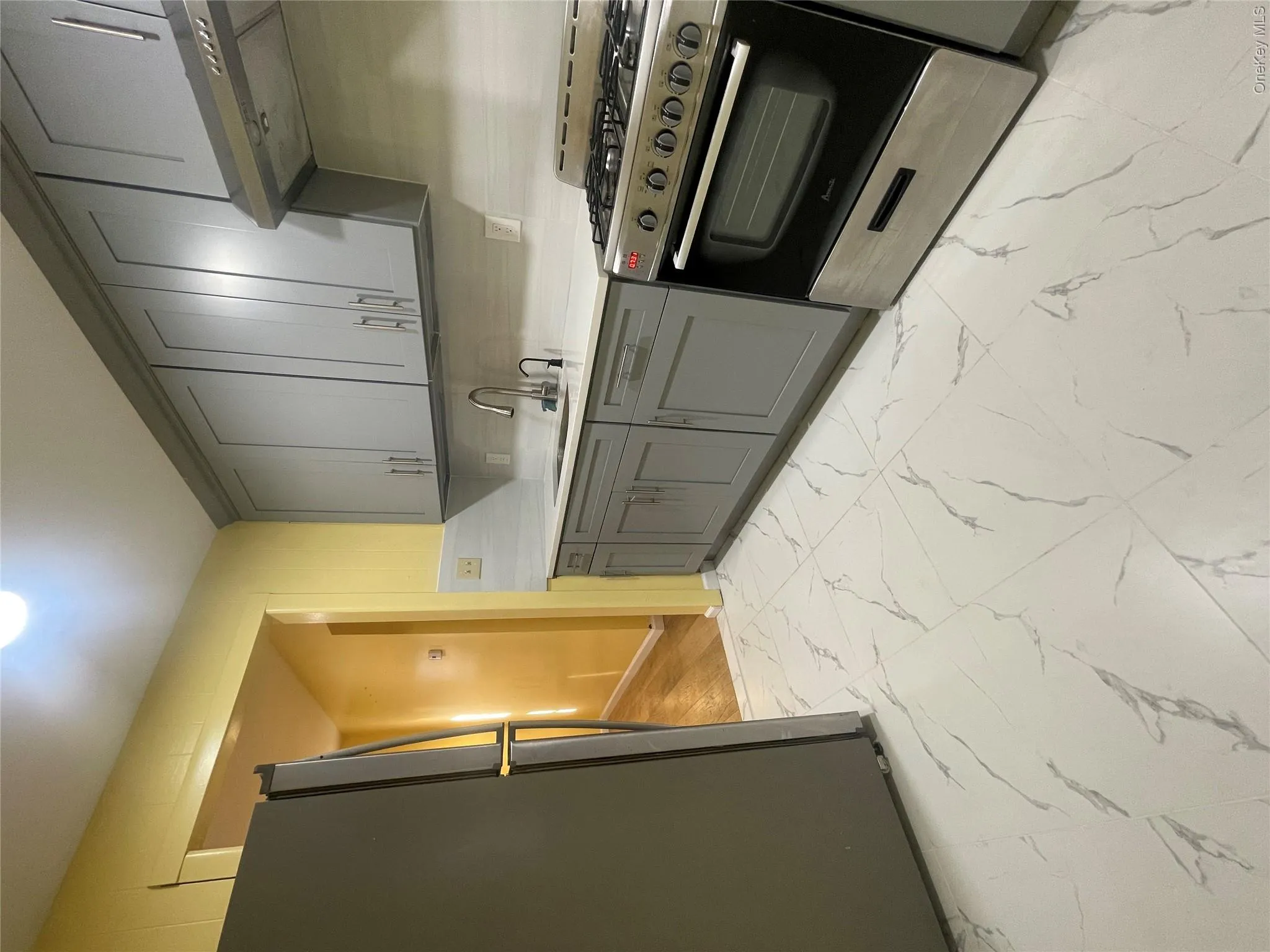2585 Beach Drive, Hempstead, NY, 3 Bedrooms Bedrooms, 5 Rooms Rooms,1 BathroomBathrooms,Residential Lease,For Rent,Beach,0,999533 2585 Beach Drive, Hempstead, NY, 3 Bedrooms Bedrooms, 5 Rooms Rooms,1 BathroomBathrooms,Residential Lease,For Rent,Beach,0,999533