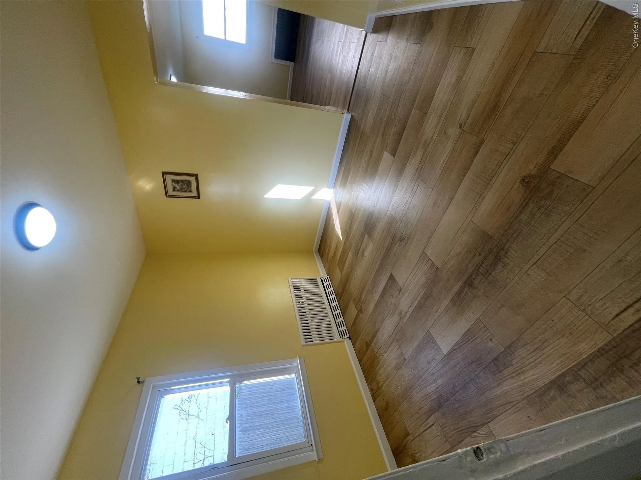 2585 Beach Drive, Hempstead, NY, 3 Bedrooms Bedrooms, 5 Rooms Rooms,1 BathroomBathrooms,Residential Lease,For Rent,Beach,0,999533 2585 Beach Drive, Hempstead, NY, 3 Bedrooms Bedrooms, 5 Rooms Rooms,1 BathroomBathrooms,Residential Lease,For Rent,Beach,0,999533