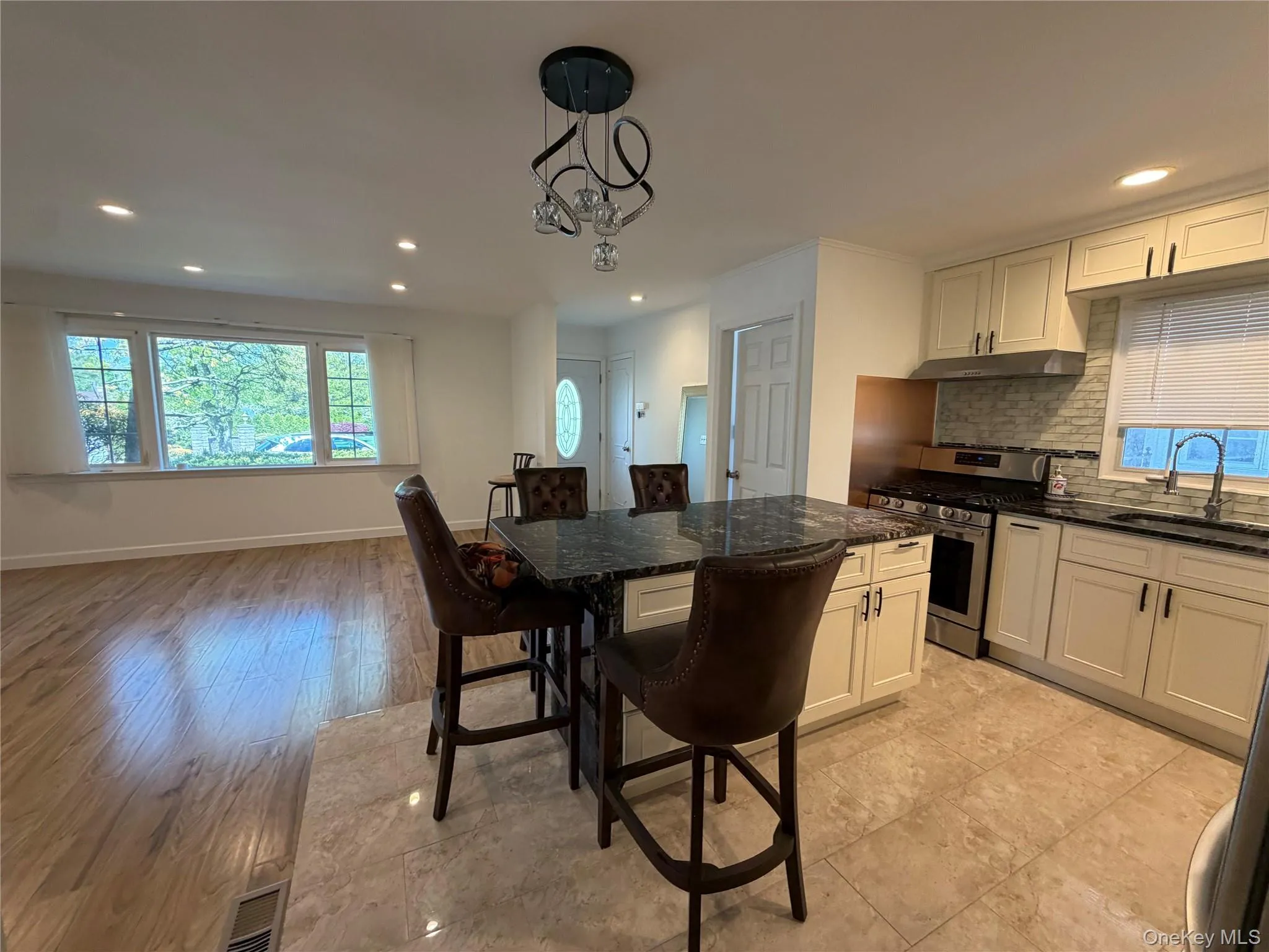 58-04 264th Street, New York, NY, 3 Bedrooms Bedrooms, 5 Rooms Rooms,2 BathroomsBathrooms,Residential Lease,For Rent,264th,0,999535 58-04 264th Street, New York, NY, 3 Bedrooms Bedrooms, 5 Rooms Rooms,2 BathroomsBathrooms,Residential Lease,For Rent,264th,0,999535