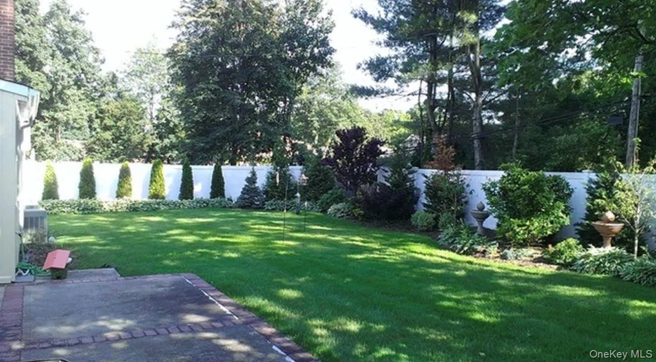 54 Ivy Drive, Oyster Bay, NY, 6 Bedrooms Bedrooms, 6 Rooms Rooms,3 BathroomsBathrooms,Residential,For Rent,Ivy,0,999545 54 Ivy Drive, Oyster Bay, NY, 6 Bedrooms Bedrooms, 6 Rooms Rooms,3 BathroomsBathrooms,Residential,For Rent,Ivy,0,999545