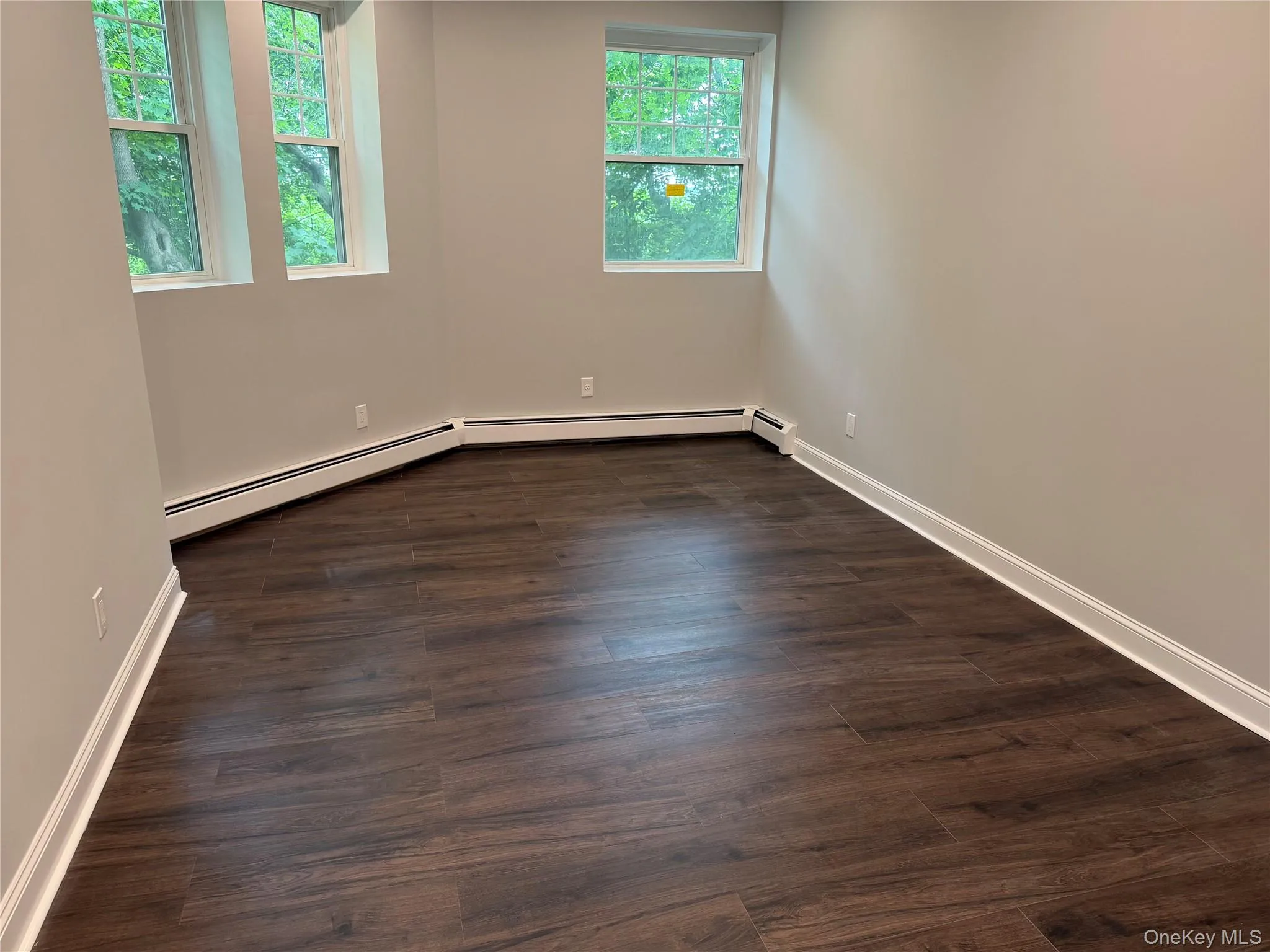 100 Clarewood Drive, Greenburgh, NY, 1 Bedroom Bedrooms, 4 Rooms Rooms,1 BathroomBathrooms,Residential Sale,For Rent,Clarewood,0,999547 100 Clarewood Drive, Greenburgh, NY, 1 Bedroom Bedrooms, 4 Rooms Rooms,1 BathroomBathrooms,Residential Sale,For Rent,Clarewood,0,999547