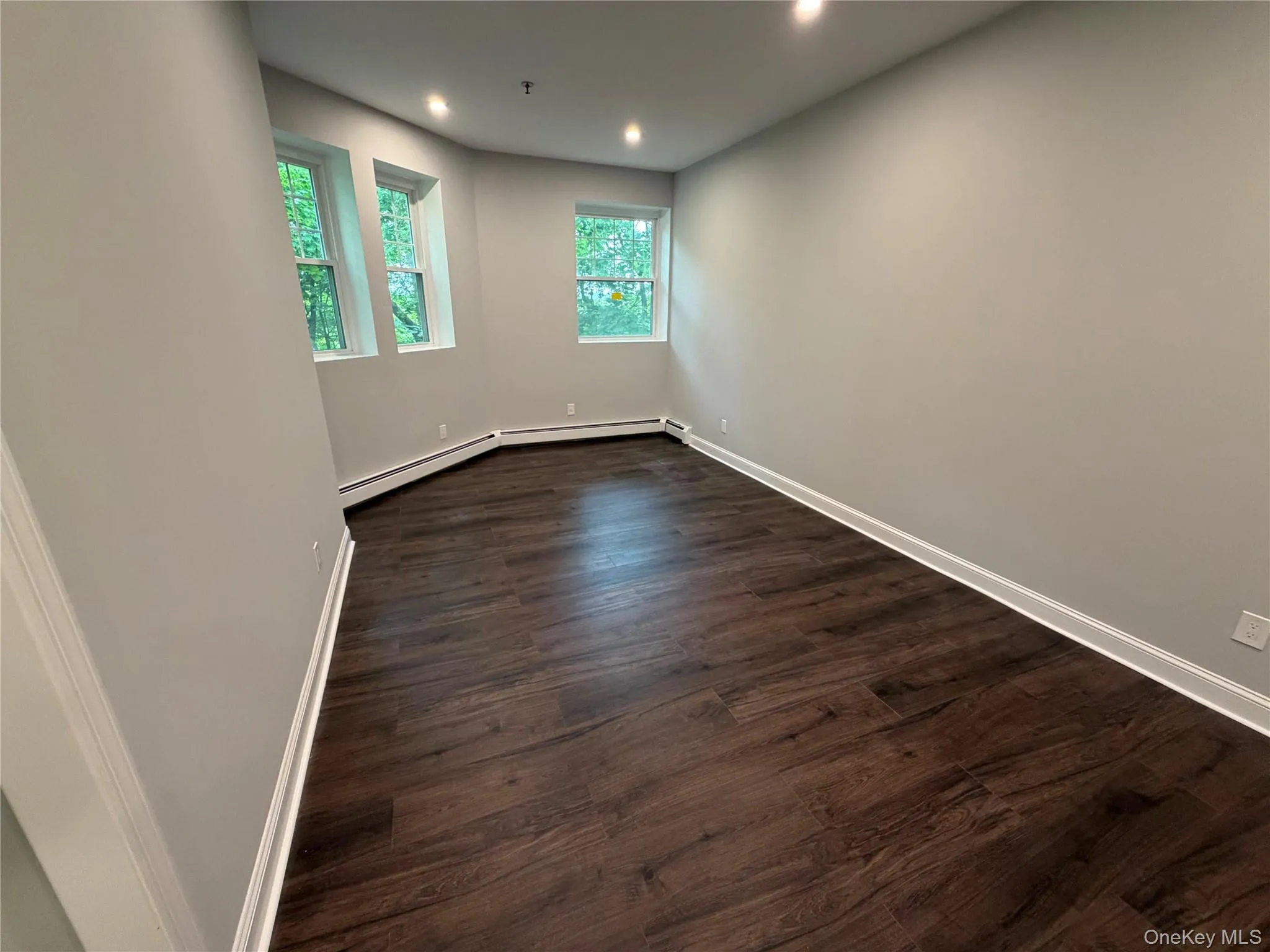 100 Clarewood Drive, Greenburgh, NY, 1 Bedroom Bedrooms, 4 Rooms Rooms,1 BathroomBathrooms,Residential Sale,For Rent,Clarewood,0,999547 100 Clarewood Drive, Greenburgh, NY, 1 Bedroom Bedrooms, 4 Rooms Rooms,1 BathroomBathrooms,Residential Sale,For Rent,Clarewood,0,999547