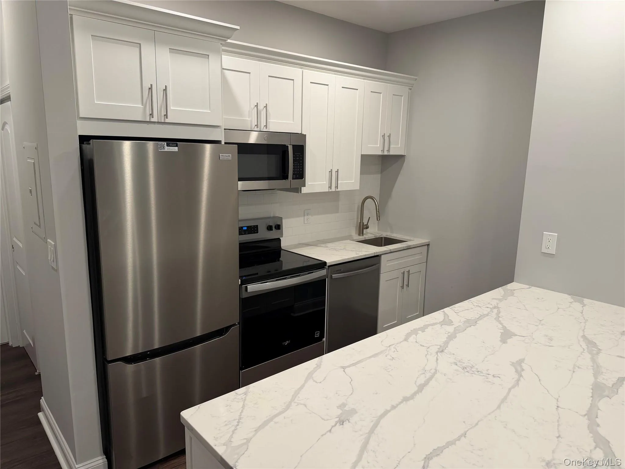 100 Clarewood Drive, Greenburgh, NY, 1 Bedroom Bedrooms, 4 Rooms Rooms,1 BathroomBathrooms,Residential Sale,For Rent,Clarewood,0,999547 100 Clarewood Drive, Greenburgh, NY, 1 Bedroom Bedrooms, 4 Rooms Rooms,1 BathroomBathrooms,Residential Sale,For Rent,Clarewood,0,999547