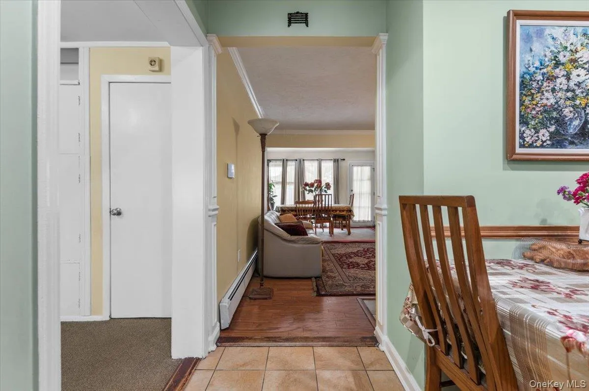 57 Meeting Lane, Oyster Bay, NY, 4 Bedrooms Bedrooms, 13 Rooms Rooms,2 BathroomsBathrooms,Residential,For Rent,Meeting,0,999551 57 Meeting Lane, Oyster Bay, NY, 4 Bedrooms Bedrooms, 13 Rooms Rooms,2 BathroomsBathrooms,Residential,For Rent,Meeting,0,999551