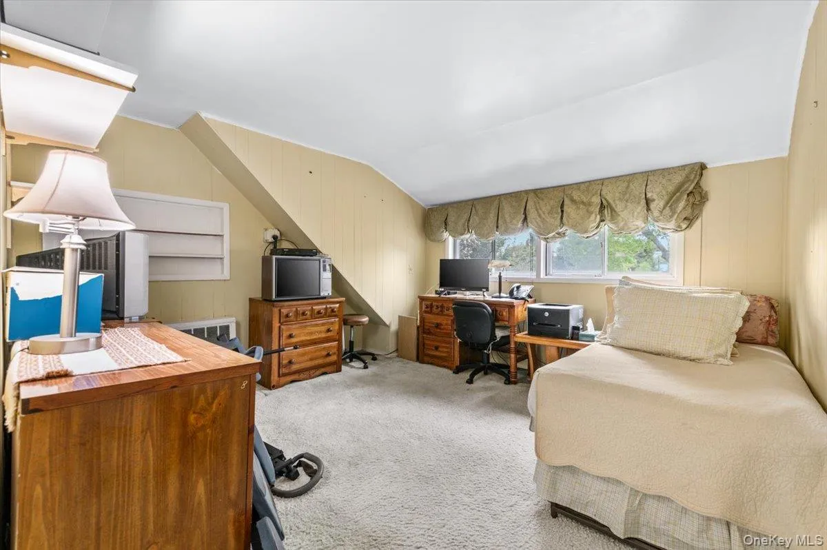 57 Meeting Lane, Oyster Bay, NY, 4 Bedrooms Bedrooms, 13 Rooms Rooms,2 BathroomsBathrooms,Residential,For Rent,Meeting,0,999551 57 Meeting Lane, Oyster Bay, NY, 4 Bedrooms Bedrooms, 13 Rooms Rooms,2 BathroomsBathrooms,Residential,For Rent,Meeting,0,999551