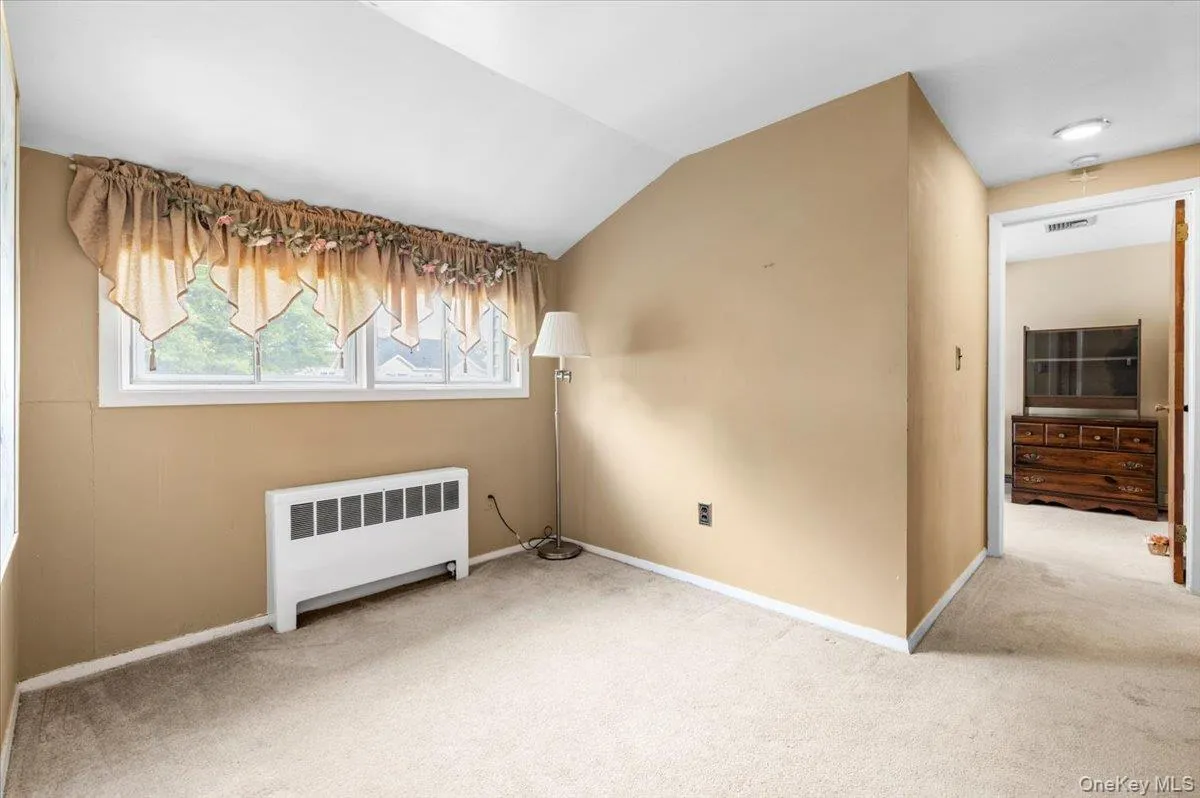 57 Meeting Lane, Oyster Bay, NY, 4 Bedrooms Bedrooms, 13 Rooms Rooms,2 BathroomsBathrooms,Residential,For Rent,Meeting,0,999551 57 Meeting Lane, Oyster Bay, NY, 4 Bedrooms Bedrooms, 13 Rooms Rooms,2 BathroomsBathrooms,Residential,For Rent,Meeting,0,999551