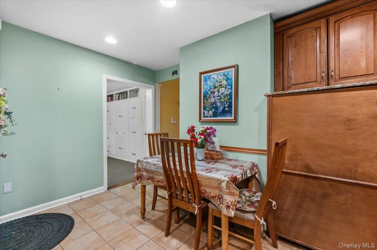 57 Meeting Lane, Oyster Bay, NY, 4 Bedrooms Bedrooms, 13 Rooms Rooms,2 BathroomsBathrooms,Residential,For Rent,Meeting,0,999551 57 Meeting Lane, Oyster Bay, NY, 4 Bedrooms Bedrooms, 13 Rooms Rooms,2 BathroomsBathrooms,Residential,For Rent,Meeting,0,999551