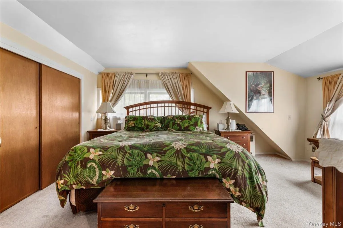 57 Meeting Lane, Oyster Bay, NY, 4 Bedrooms Bedrooms, 13 Rooms Rooms,2 BathroomsBathrooms,Residential,For Rent,Meeting,0,999551 57 Meeting Lane, Oyster Bay, NY, 4 Bedrooms Bedrooms, 13 Rooms Rooms,2 BathroomsBathrooms,Residential,For Rent,Meeting,0,999551