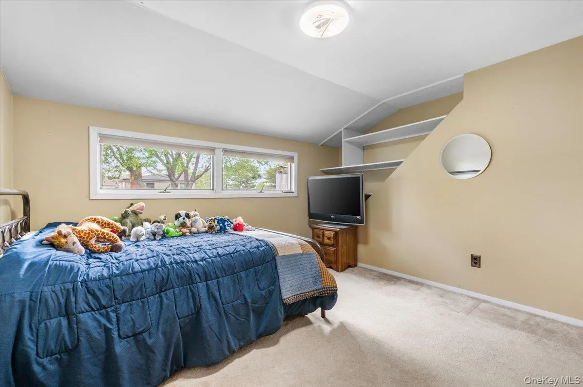57 Meeting Lane, Oyster Bay, NY, 4 Bedrooms Bedrooms, 13 Rooms Rooms,2 BathroomsBathrooms,Residential,For Rent,Meeting,0,999551 57 Meeting Lane, Oyster Bay, NY, 4 Bedrooms Bedrooms, 13 Rooms Rooms,2 BathroomsBathrooms,Residential,For Rent,Meeting,0,999551