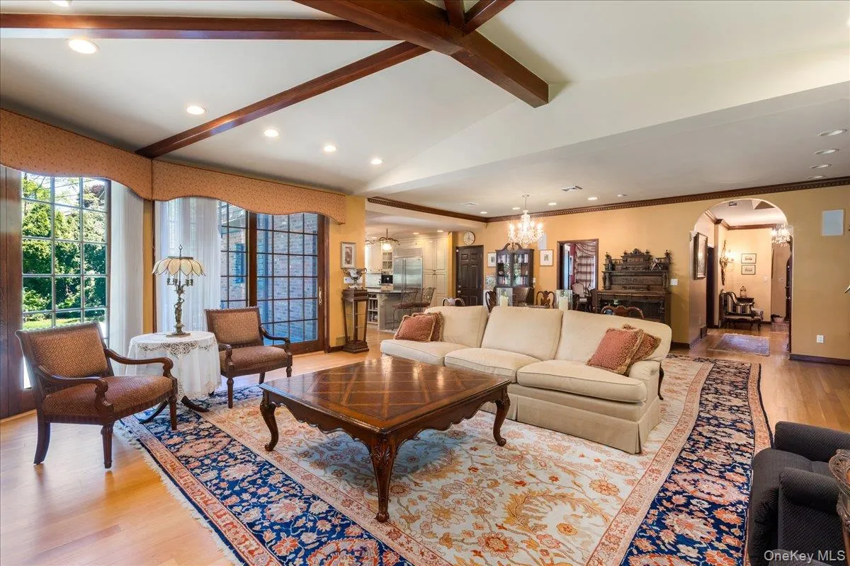 79 Aldershot Lane, North Hempstead, NY, 4 Bedrooms Bedrooms, 9 Rooms Rooms,3 BathroomsBathrooms,Residential,For Rent,Aldershot,0,999554 79 Aldershot Lane, North Hempstead, NY, 4 Bedrooms Bedrooms, 9 Rooms Rooms,3 BathroomsBathrooms,Residential,For Rent,Aldershot,0,999554