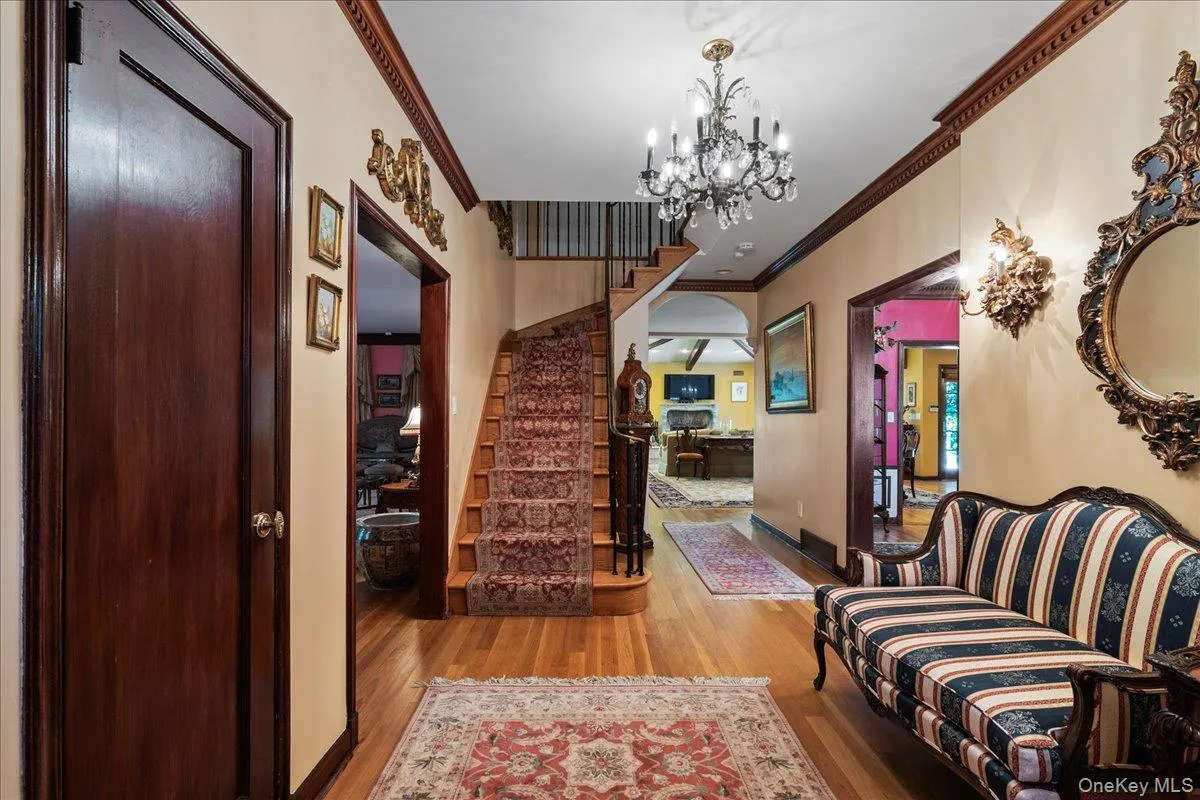 79 Aldershot Lane, North Hempstead, NY, 4 Bedrooms Bedrooms, 9 Rooms Rooms,3 BathroomsBathrooms,Residential,For Rent,Aldershot,0,999554 79 Aldershot Lane, North Hempstead, NY, 4 Bedrooms Bedrooms, 9 Rooms Rooms,3 BathroomsBathrooms,Residential,For Rent,Aldershot,0,999554