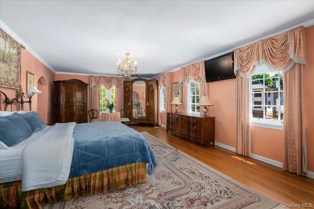 79 Aldershot Lane, North Hempstead, NY, 4 Bedrooms Bedrooms, 9 Rooms Rooms,3 BathroomsBathrooms,Residential,For Rent,Aldershot,0,999554 79 Aldershot Lane, North Hempstead, NY, 4 Bedrooms Bedrooms, 9 Rooms Rooms,3 BathroomsBathrooms,Residential,For Rent,Aldershot,0,999554