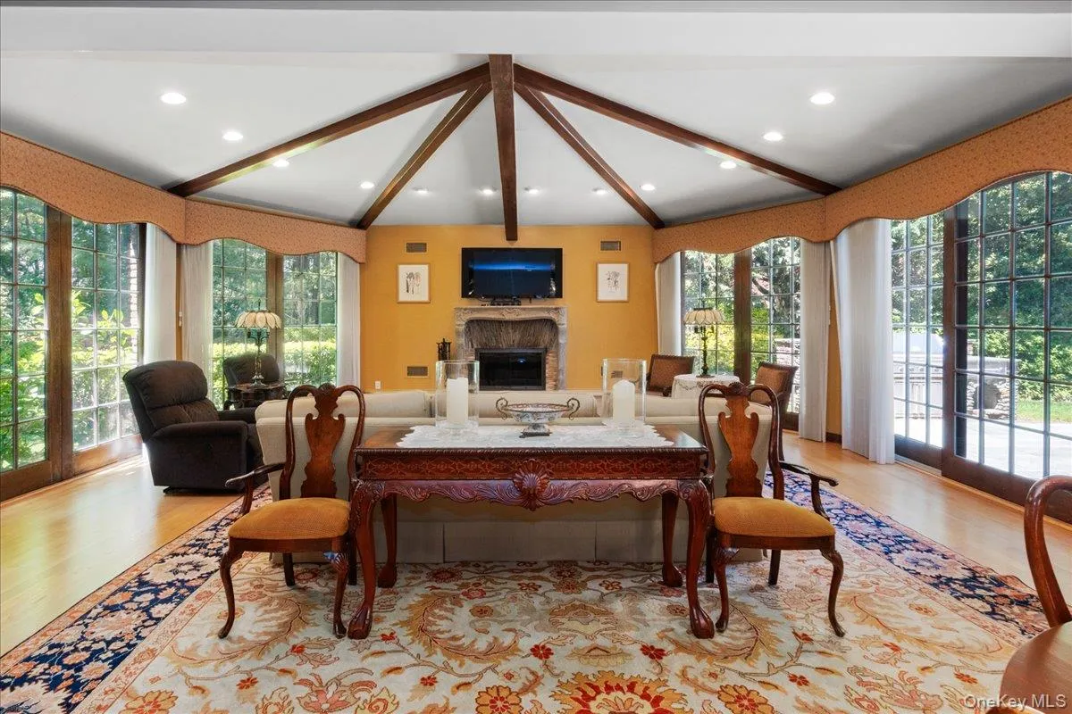 79 Aldershot Lane, North Hempstead, NY, 4 Bedrooms Bedrooms, 9 Rooms Rooms,3 BathroomsBathrooms,Residential,For Rent,Aldershot,0,999554 79 Aldershot Lane, North Hempstead, NY, 4 Bedrooms Bedrooms, 9 Rooms Rooms,3 BathroomsBathrooms,Residential,For Rent,Aldershot,0,999554
