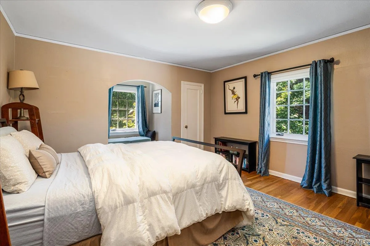 79 Aldershot Lane, North Hempstead, NY, 4 Bedrooms Bedrooms, 9 Rooms Rooms,3 BathroomsBathrooms,Residential,For Rent,Aldershot,0,999554 79 Aldershot Lane, North Hempstead, NY, 4 Bedrooms Bedrooms, 9 Rooms Rooms,3 BathroomsBathrooms,Residential,For Rent,Aldershot,0,999554