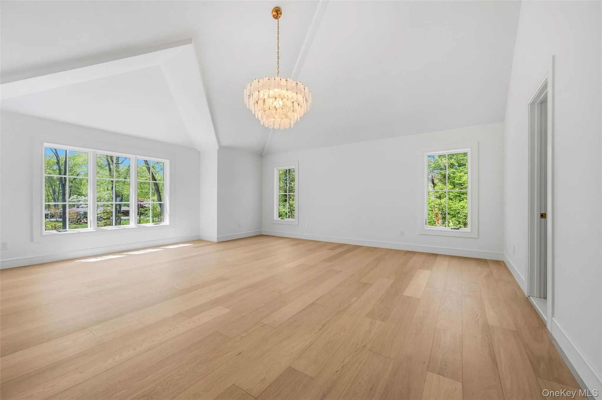 9 Wilderness Road, Smithtown, NY, 6 Bedrooms Bedrooms, 11 Rooms Rooms,5 BathroomsBathrooms,Residential,For Rent,Wilderness,0,KEY999556 9 Wilderness Road, Smithtown, NY, 6 Bedrooms Bedrooms, 11 Rooms Rooms,5 BathroomsBathrooms,Residential,For Rent,Wilderness,0,KEY999556