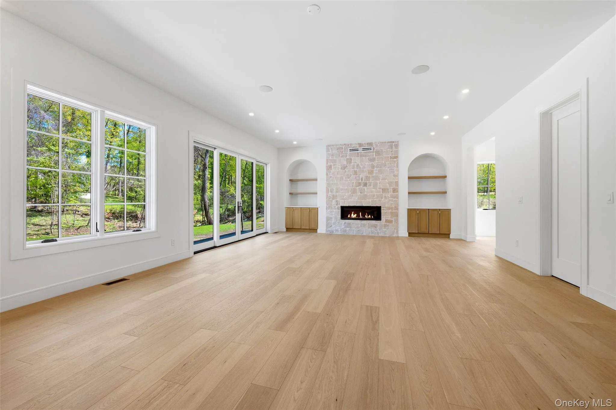 9 Wilderness Road, Smithtown, NY, 6 Bedrooms Bedrooms, 11 Rooms Rooms,5 BathroomsBathrooms,Residential,For Rent,Wilderness,0,999556 9 Wilderness Road, Smithtown, NY, 6 Bedrooms Bedrooms, 11 Rooms Rooms,5 BathroomsBathrooms,Residential,For Rent,Wilderness,0,999556