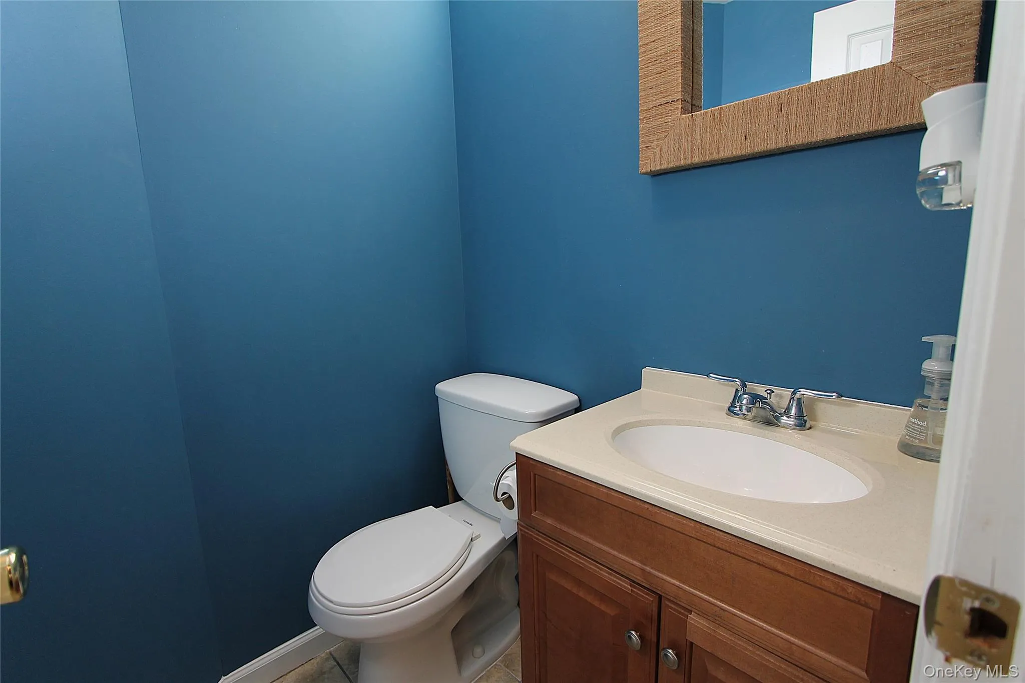 65-10 78th Street, New York, NY, 3 Bedrooms Bedrooms, 7 Rooms Rooms,1 BathroomBathrooms,Residential,For Rent,78th,0,999561 65-10 78th Street, New York, NY, 3 Bedrooms Bedrooms, 7 Rooms Rooms,1 BathroomBathrooms,Residential,For Rent,78th,0,999561
